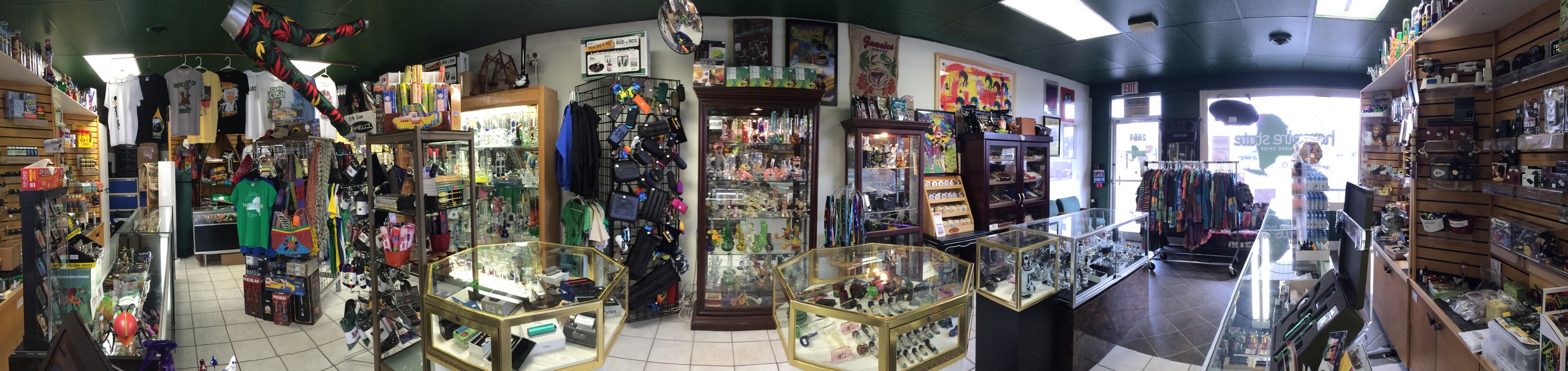 Hempire Smoke shop has both tobacco accessories and vaping accessories