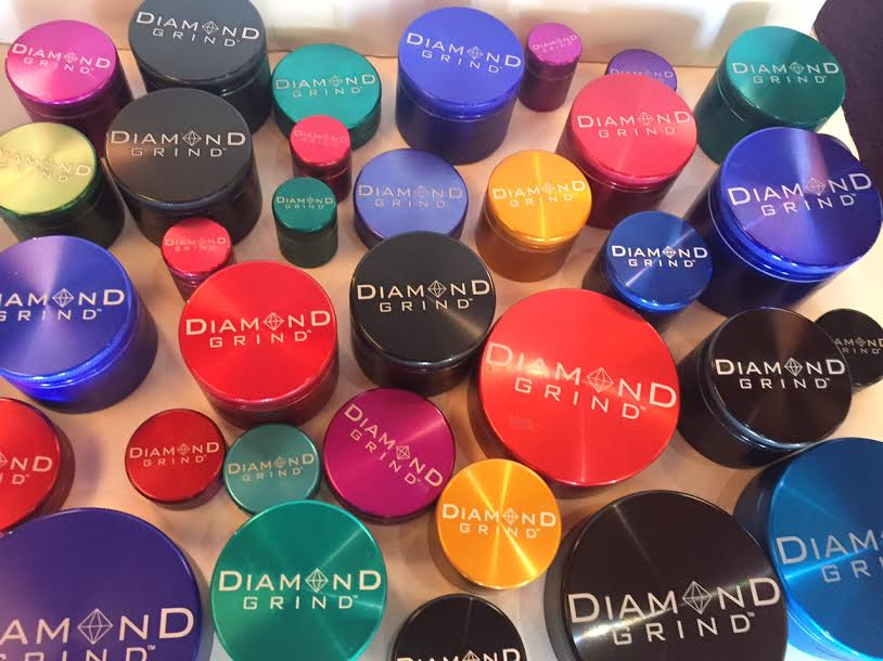 Diamond Grind Grinders come in a variety of colors and sizes