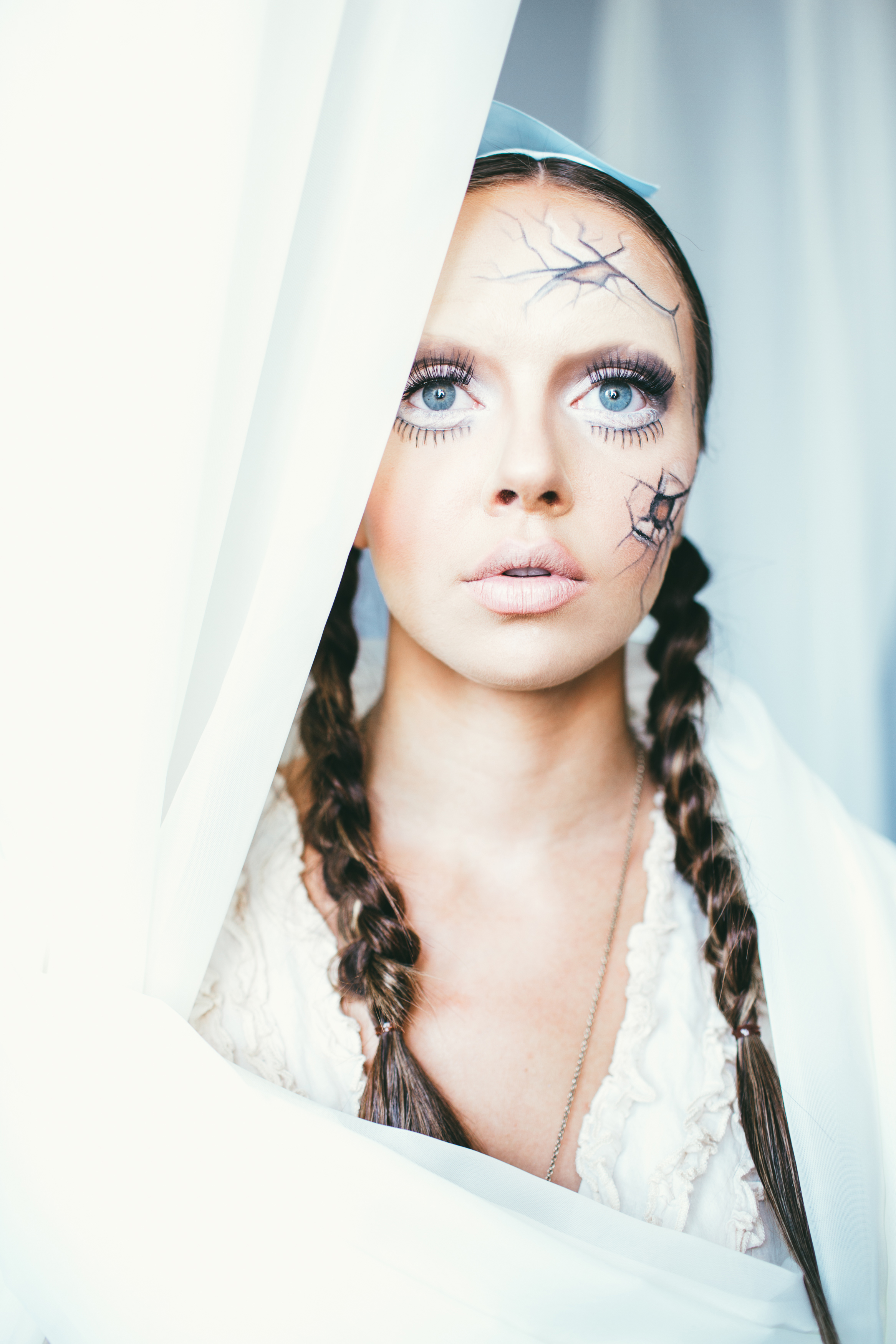 EmmyLowePhotoHalloweenDolls2-16.jpg