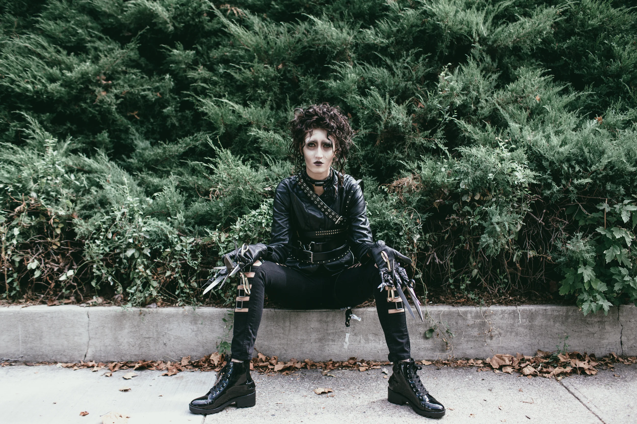 EmmyLowePhotoHalloweenEdward-10.jpg