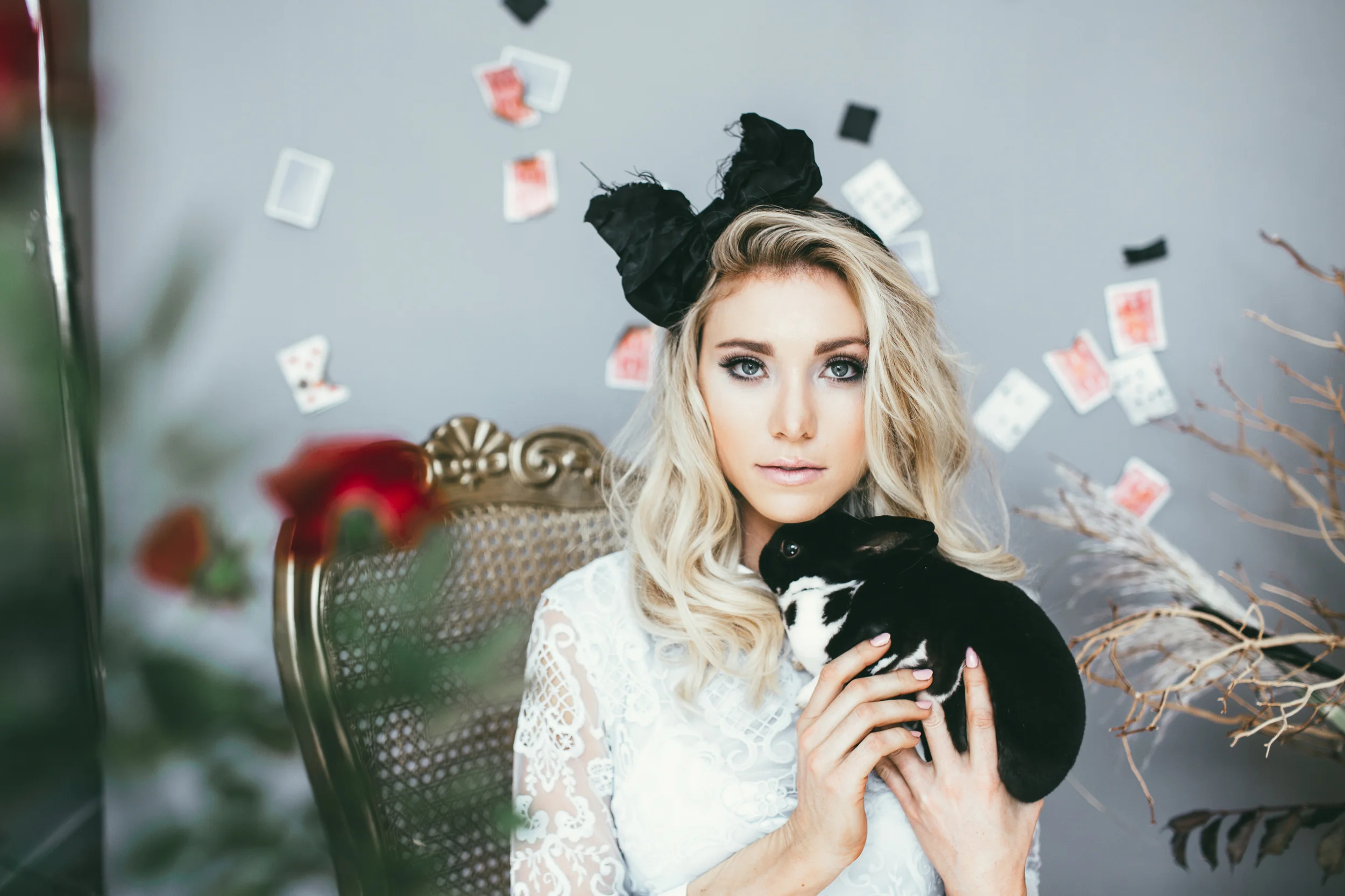 EmmyLowePhotoAliceWonderland-8.jpg