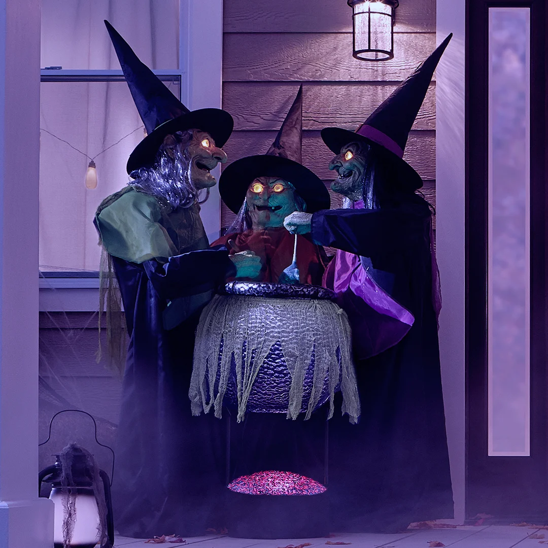D28OHalloweenInStoreDieHardFBCarouselAd1_4Witches.jpg