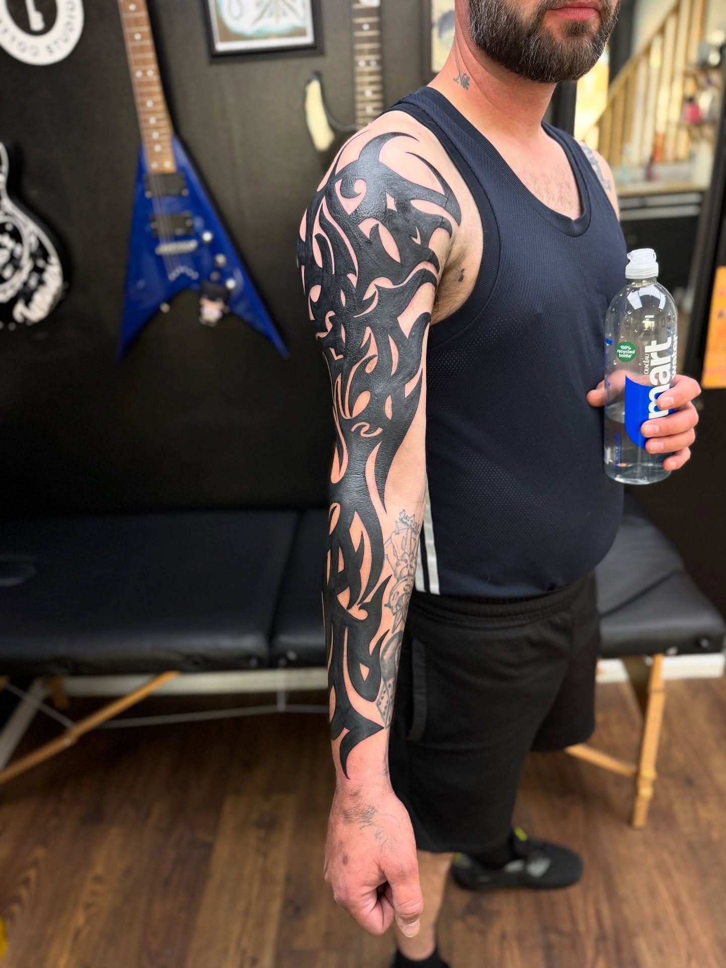 Gotta love a revamped Tribal, had loads of fun sorting this on one, Swipe across to see the before 
👉🏻👉🏻👉🏻👉🏻👉🏻👉🏻👉🏻
.
.
.
.
.
#Tribal #tribaltattoo #reworktattoo #blackwork #blackworktattoo #tribalstyle #tribalsleeve #fromcraptogood #bro