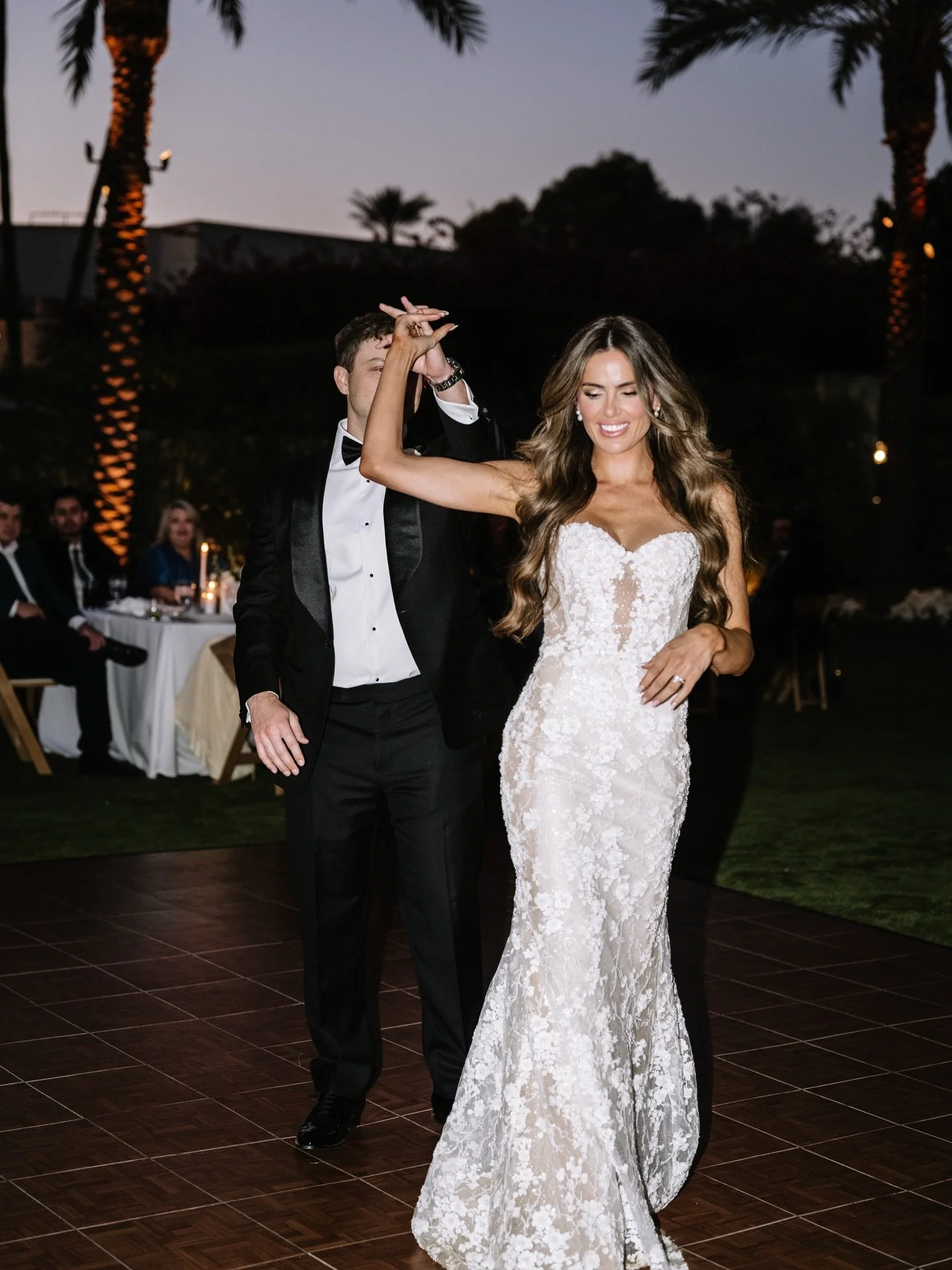 A packed dance floor doesn&rsquo;t happen by accident.
It happens when you book the right DJ 😎

#verumlux #weddingdjs #azweddings #arizonabride #scottsdalebride