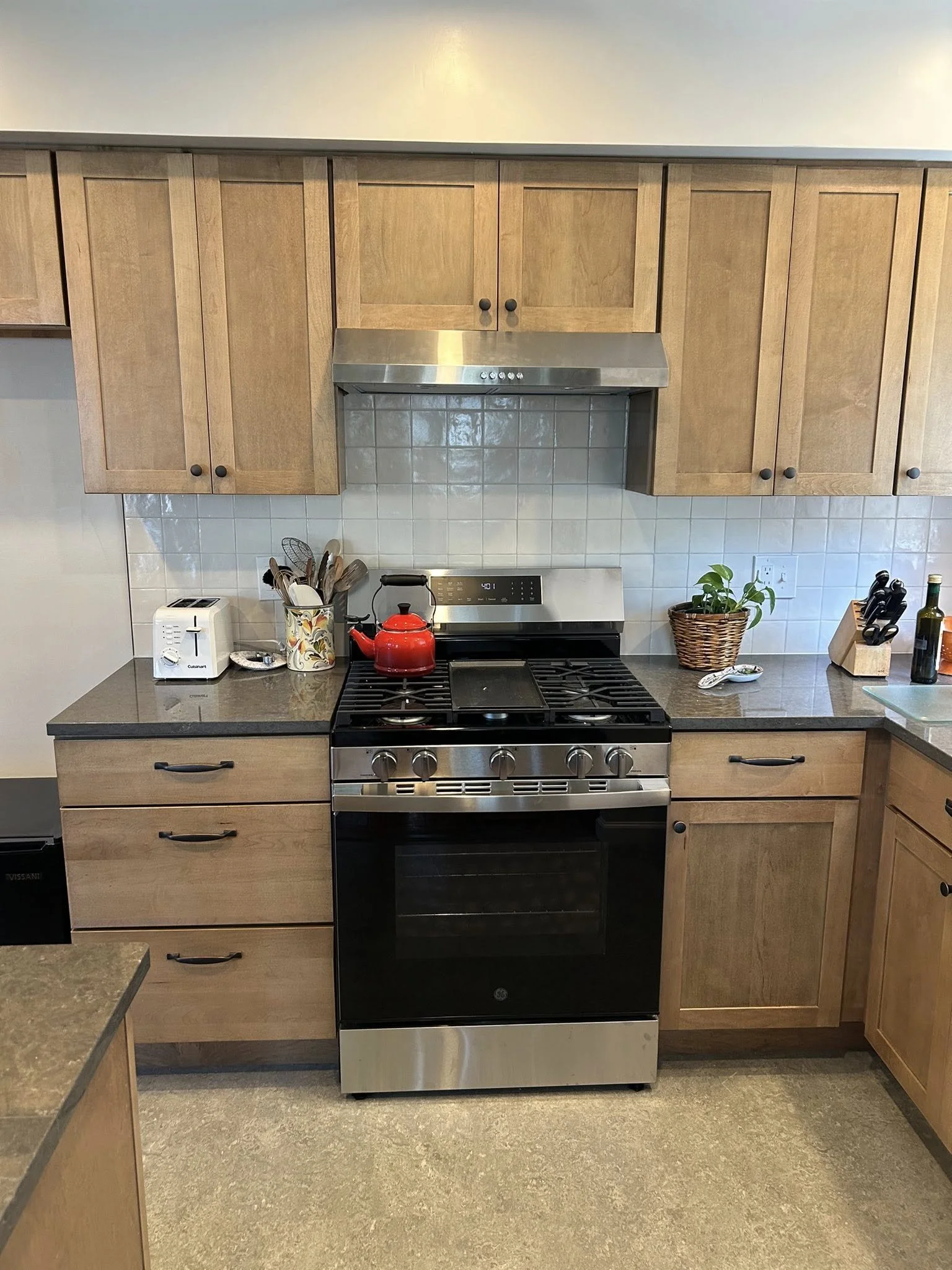 kitchen 1.jpg