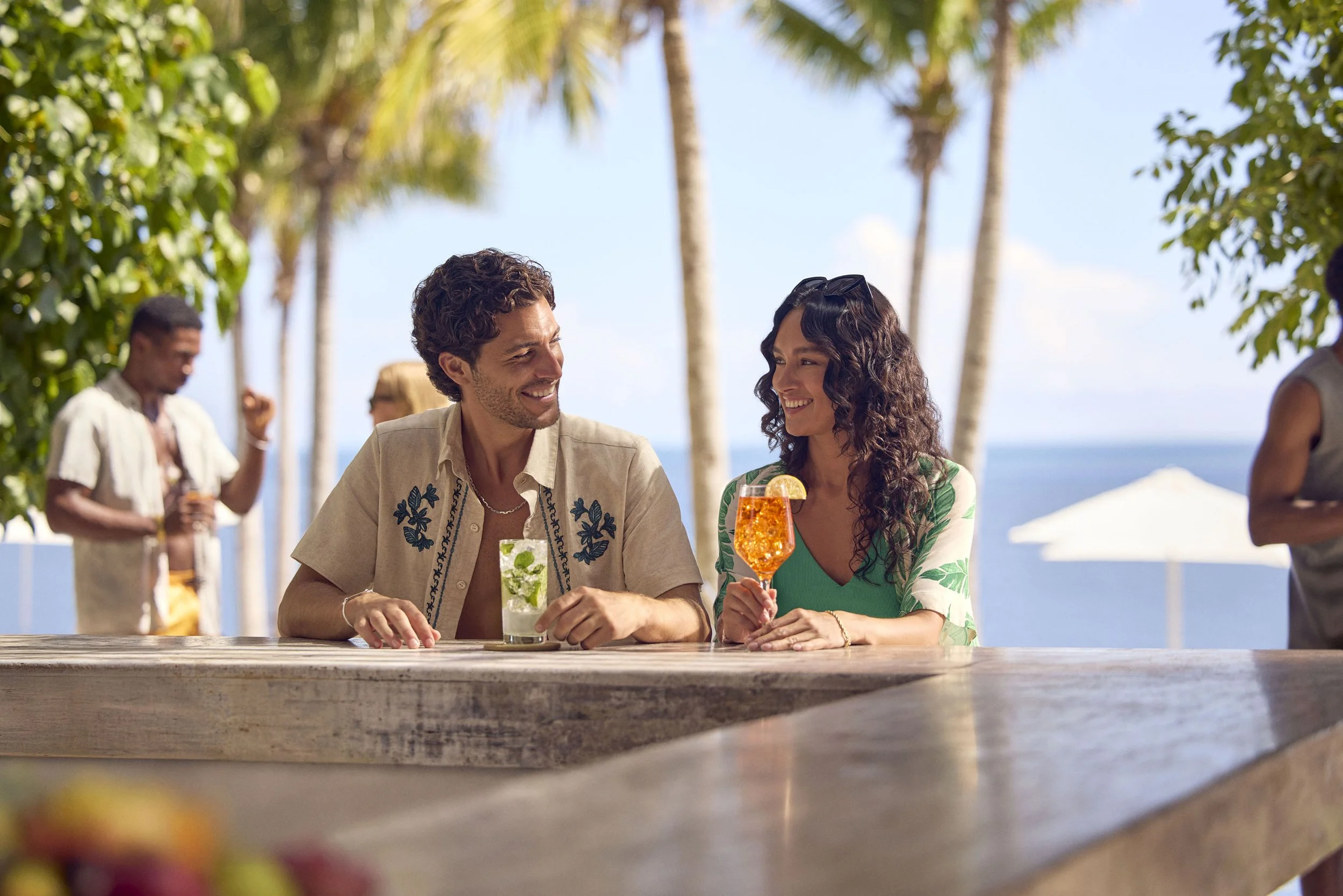 HHR_CANCUN_POOLBAR_SH0076_E.jpg