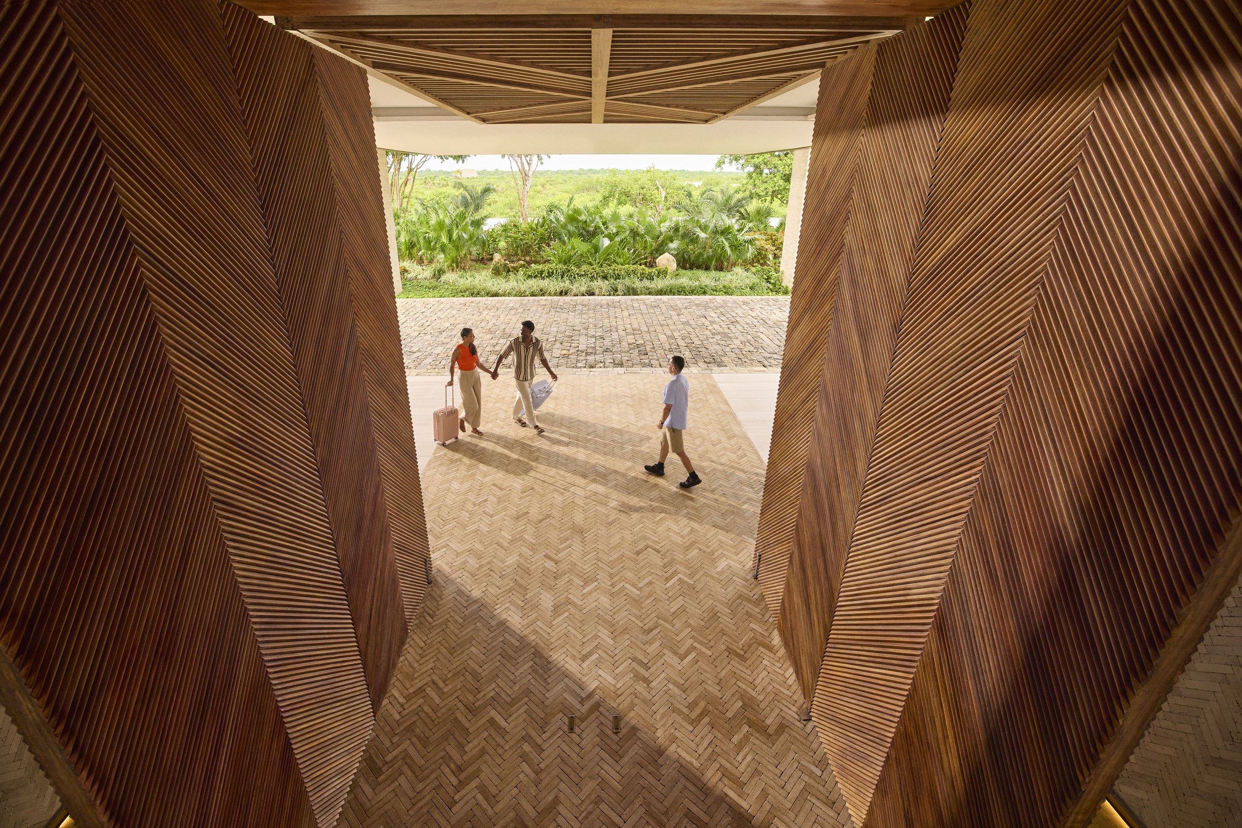 HHR_TULUM_LOBBY_SH1469_B.jpg