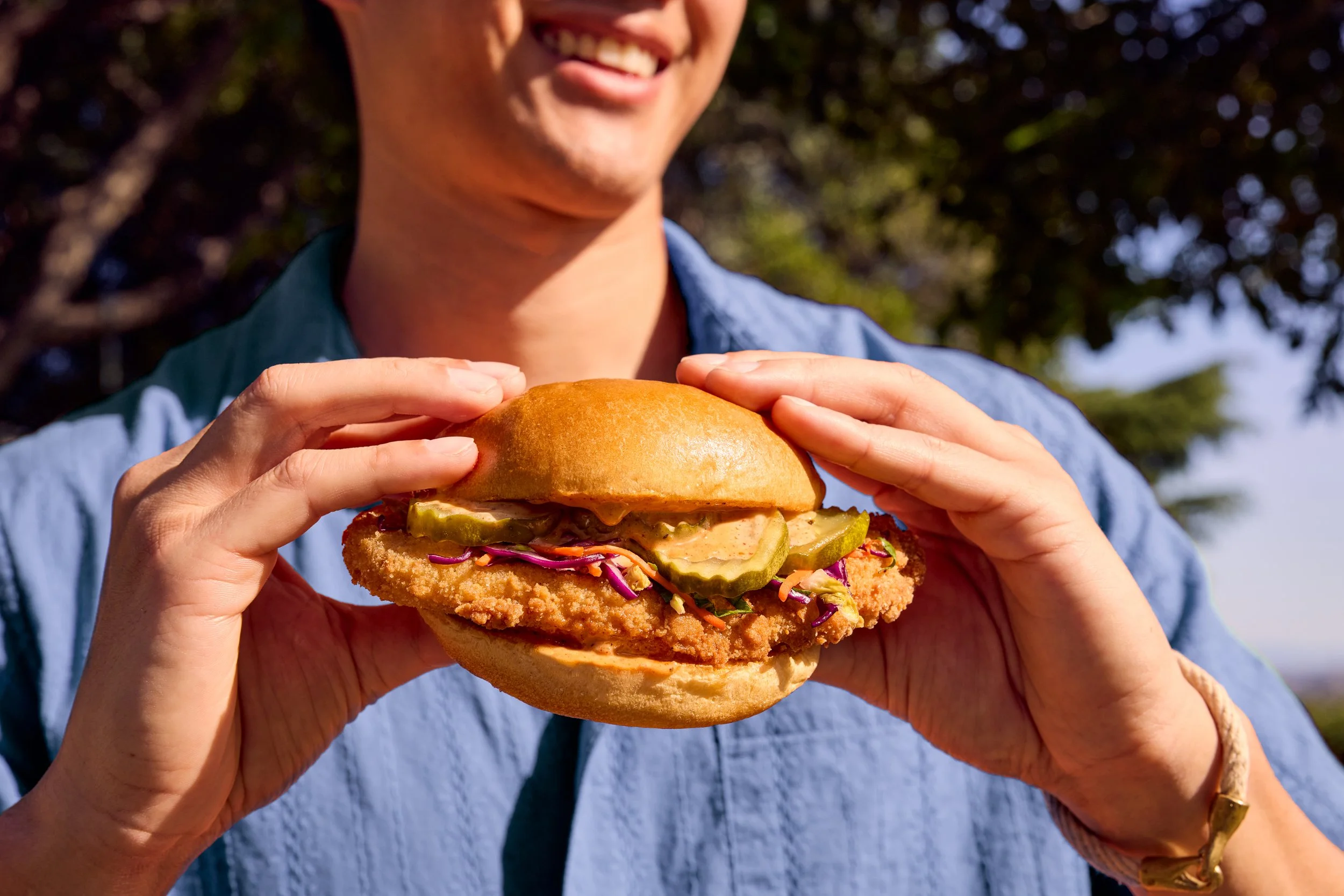 14_OUTSIDE_ChickenSandwichBite_094.jpg