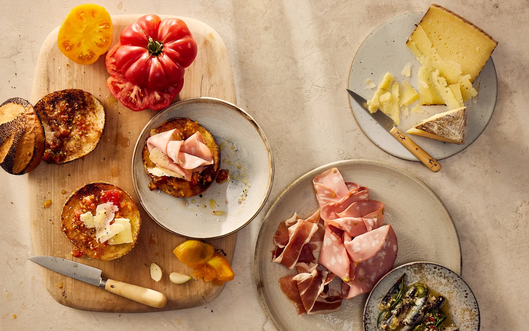 Pan_con_Tomate_Bodega_Rolls_Snackable_036.jpg