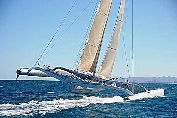 photo of racing proa.jpg