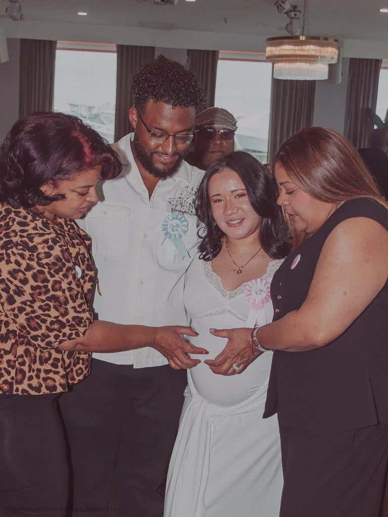 Gender Reveal Raydi n james studioROSE11 -40.jpg