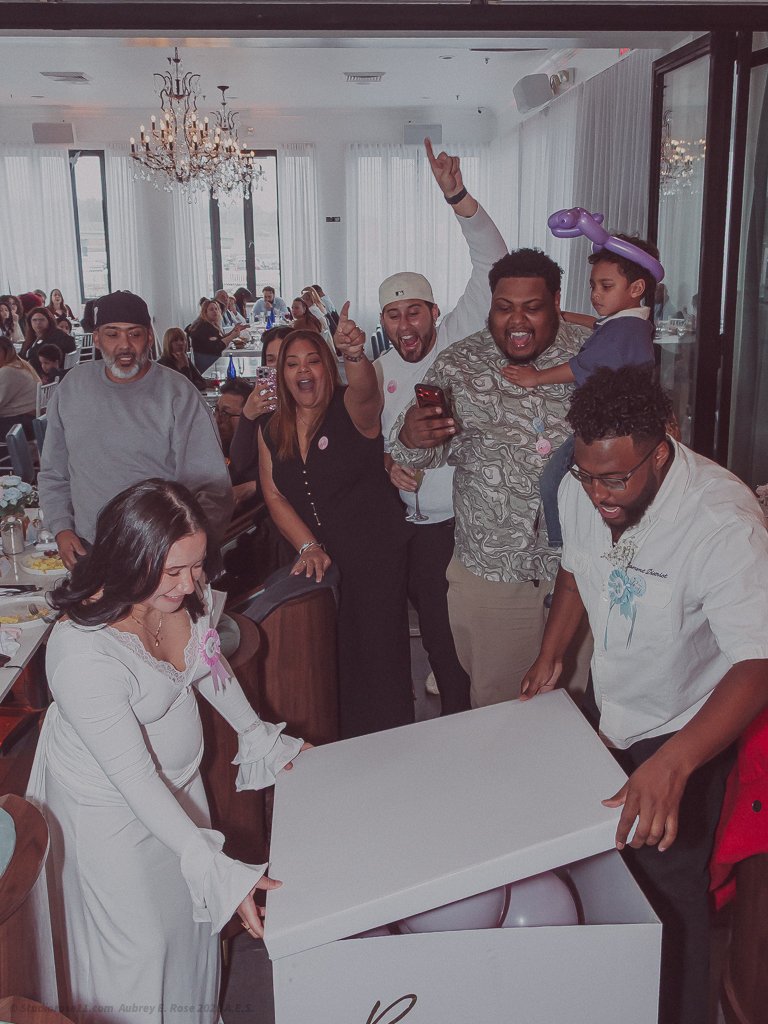 Gender Reveal Raydi n james studioROSE11 b2-34.jpg