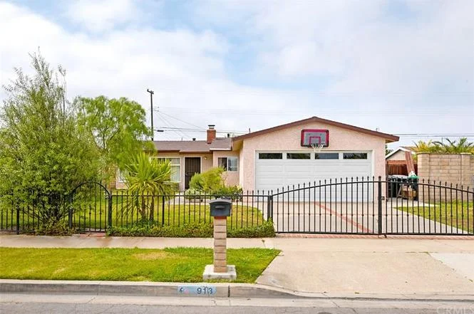 Costa Mesa - Buyer Client