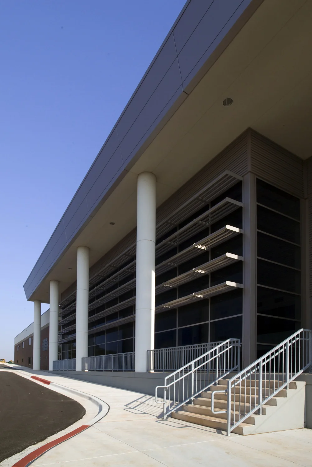 Edmond Memorial High School Freshman Academy — gsbinc