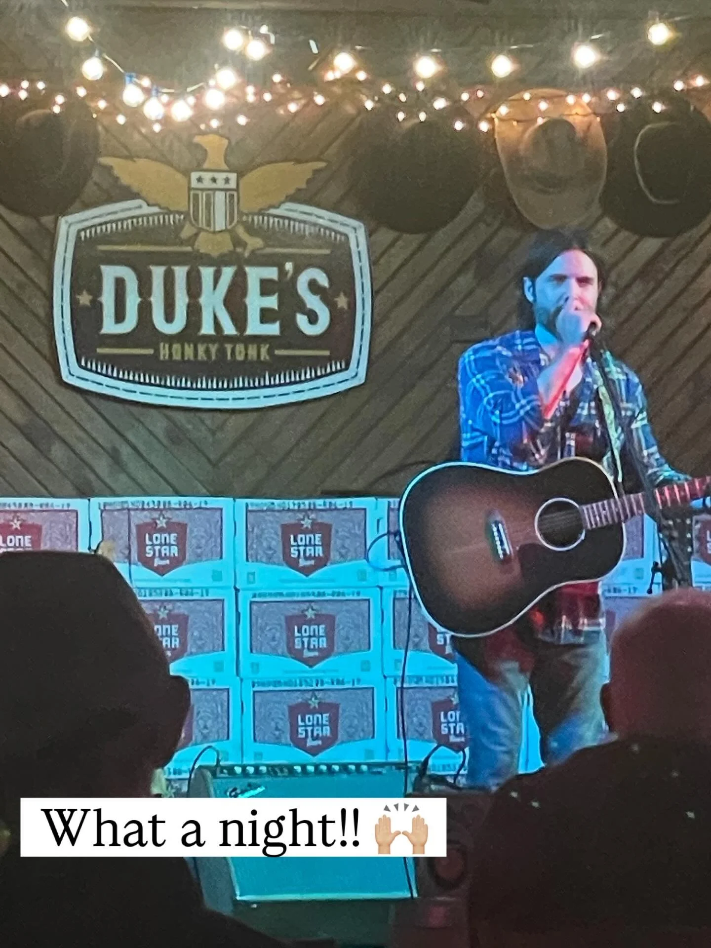 Had a great night @dukes_indy with the amazing @voila_deadgowns and the man himself @briandunnemusic !
 
#livemusic #greatshow #newmusic #singersongwriter #indy