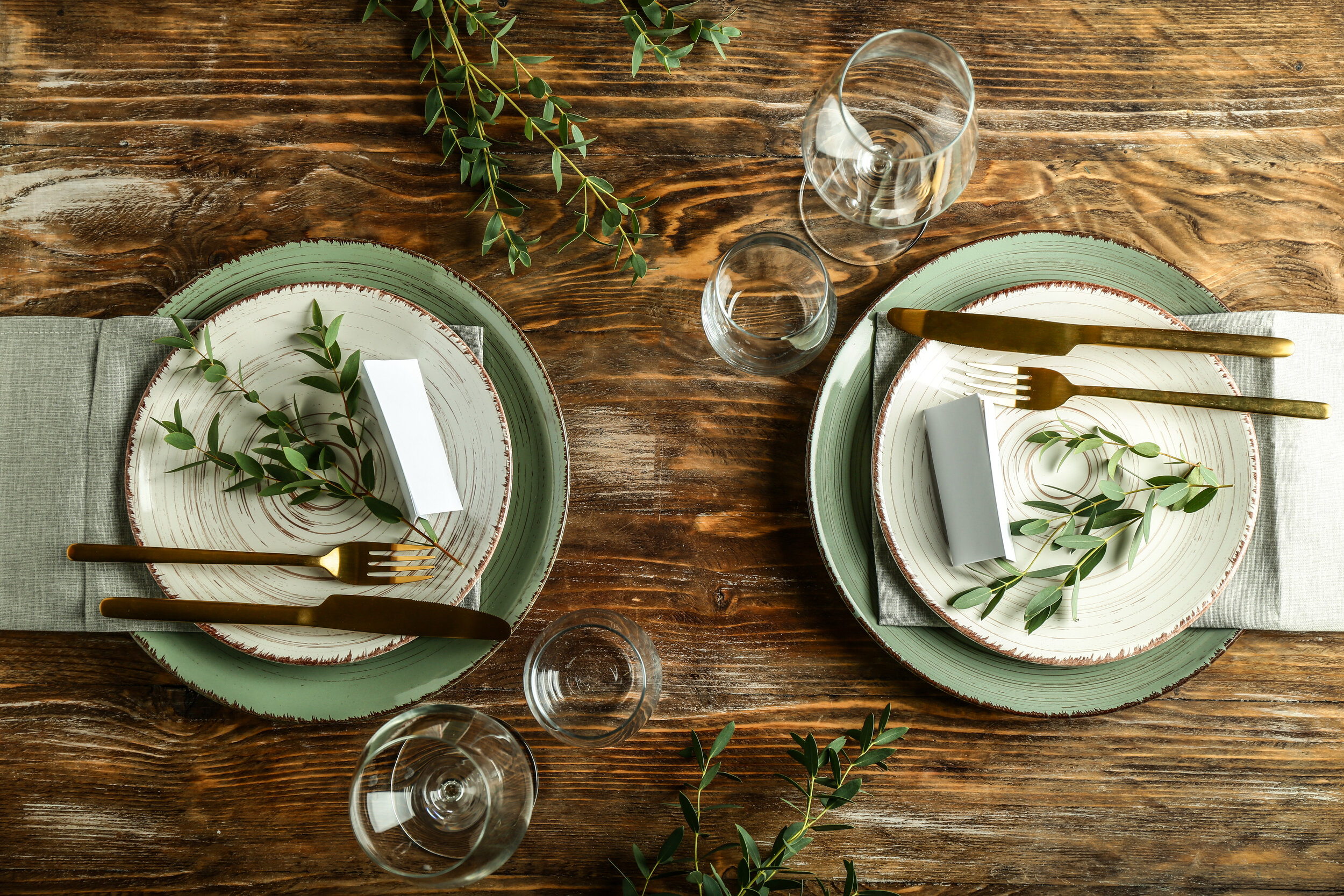 5 Unique Table Settings for your Next Outdoor Dinner Dinner Party