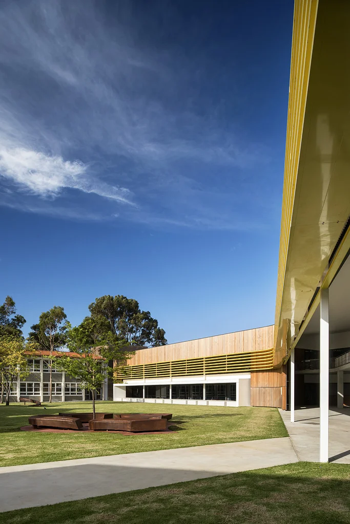 Churchlands010.jpg