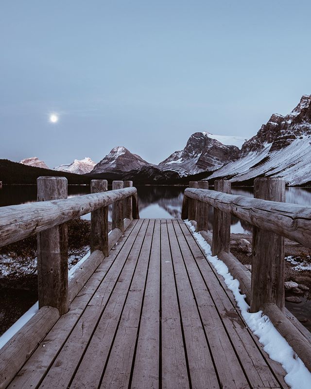 Bow lake. Banff. Alberta.