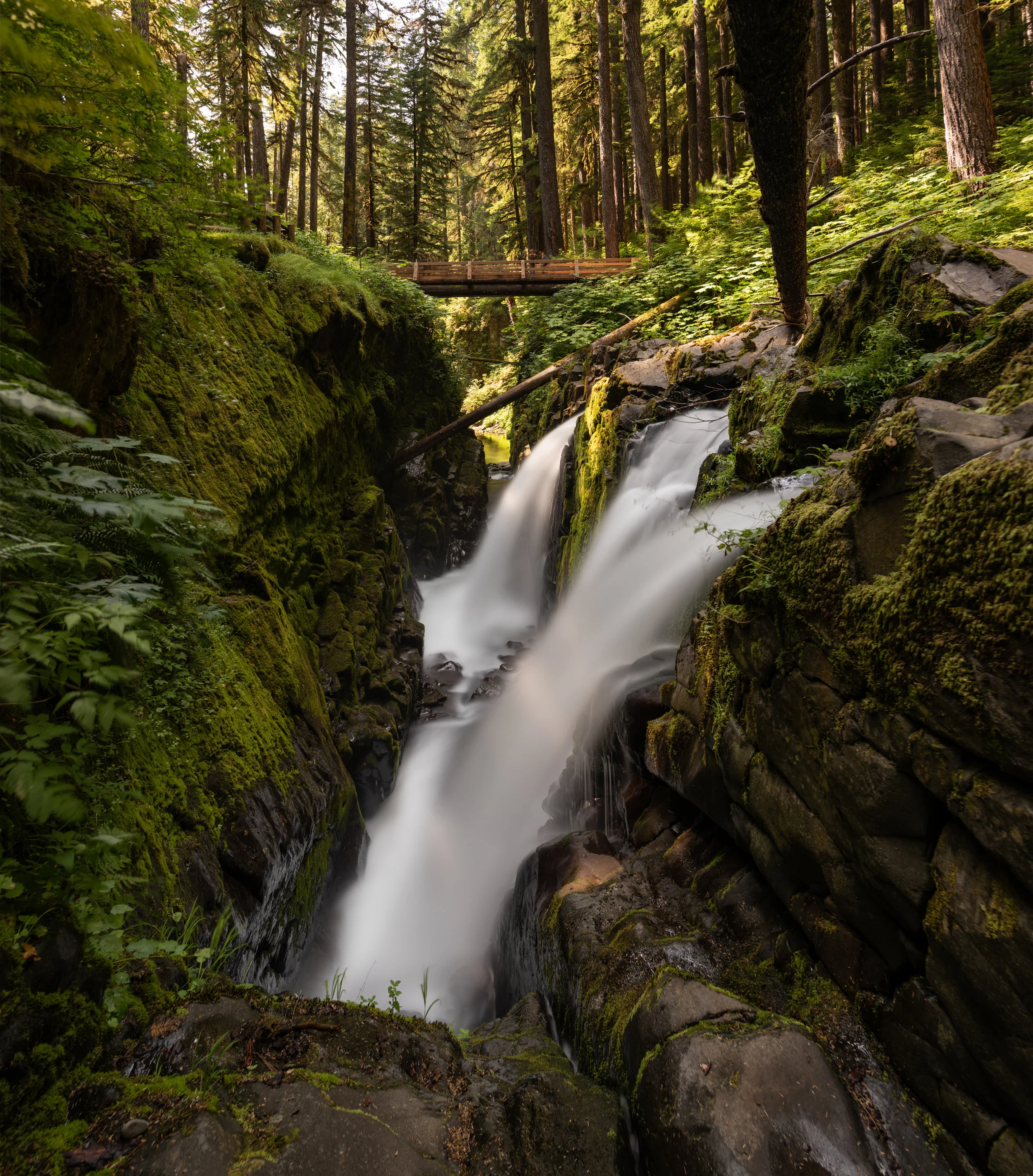 (With 10 stop ND filter. 30 seconds, f11, ISO 64)