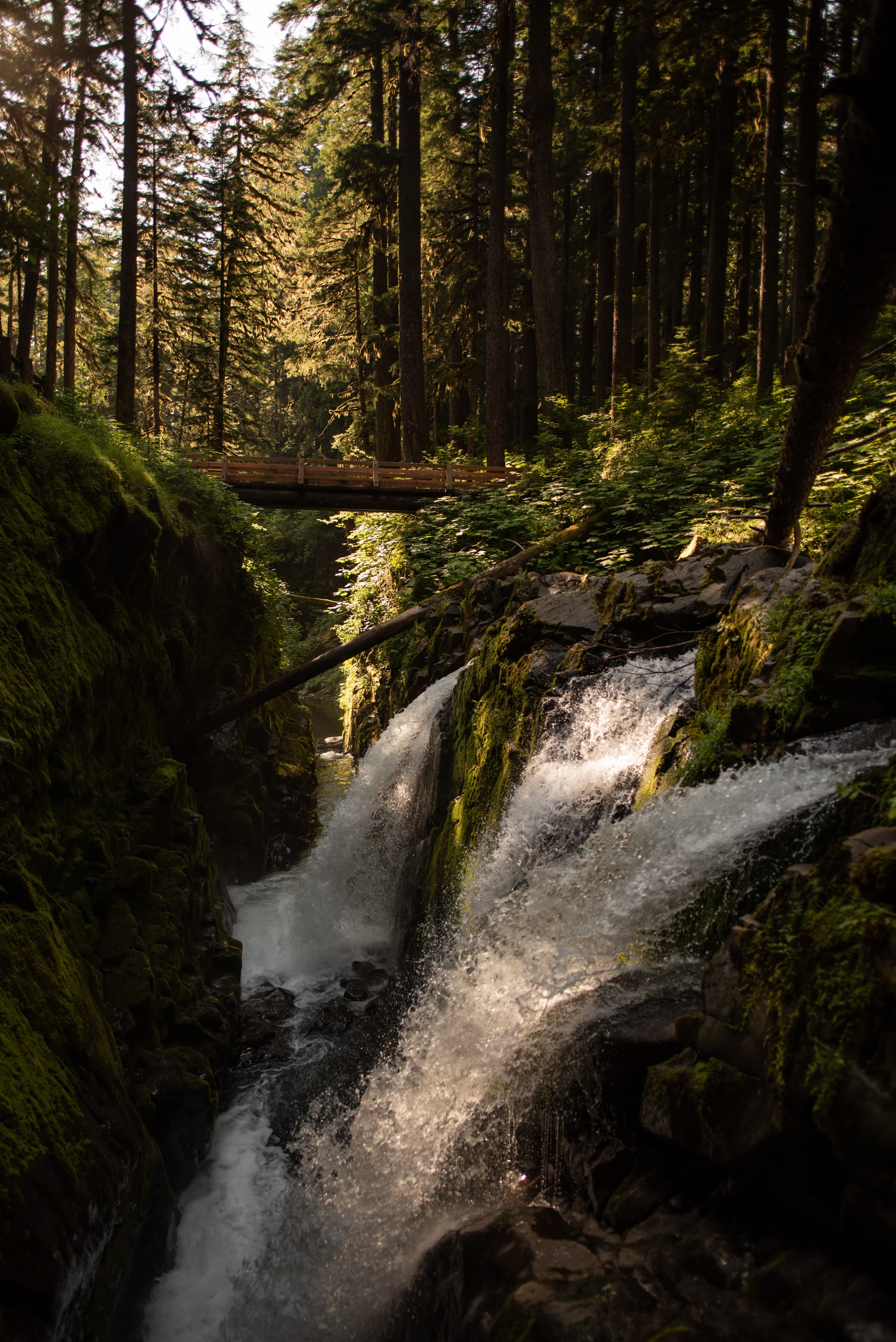 (Without ND filter. 1/250s, f2.8, ISO 64)