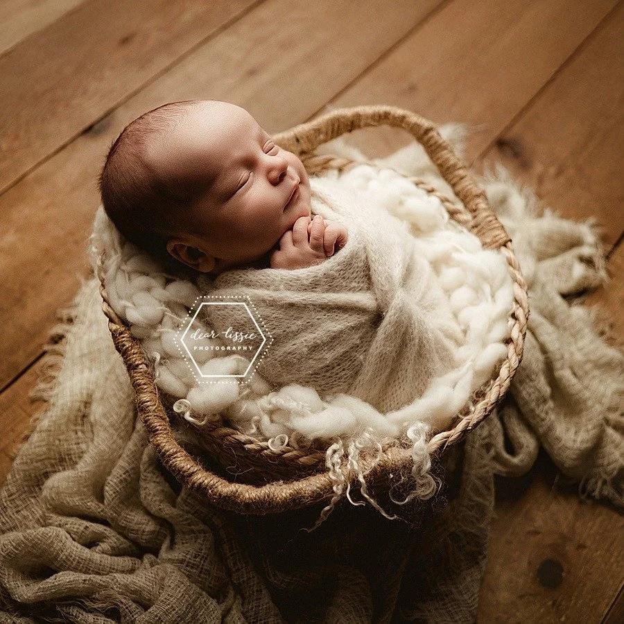 This family has been blessed with 2 of the sweetest boys I've ever met! I'm proud to introduce their newest to you, meet Luke!

#babyphotography #dearlissie #givemeyourbabies #greenvillenewbornphotographer #idoitforthesnuggles #kiddingaroundgreenvill