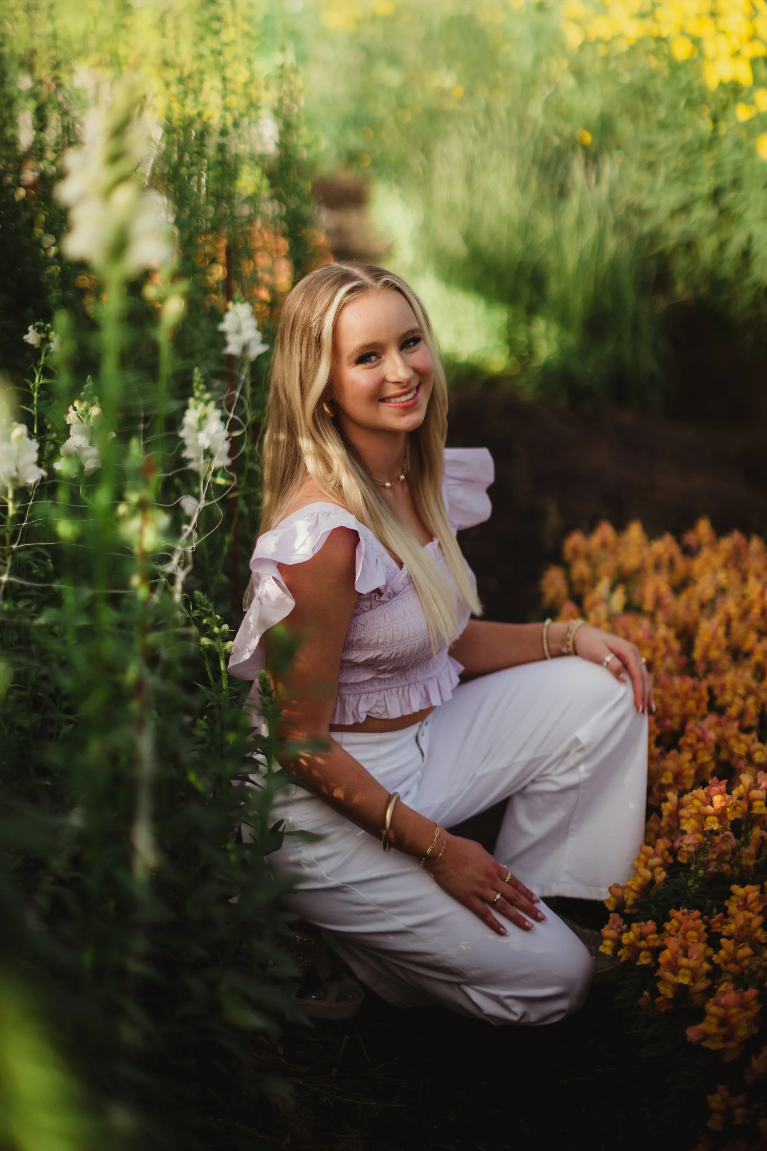 AbigailSeniorSession-A61A2260-Edit.jpg