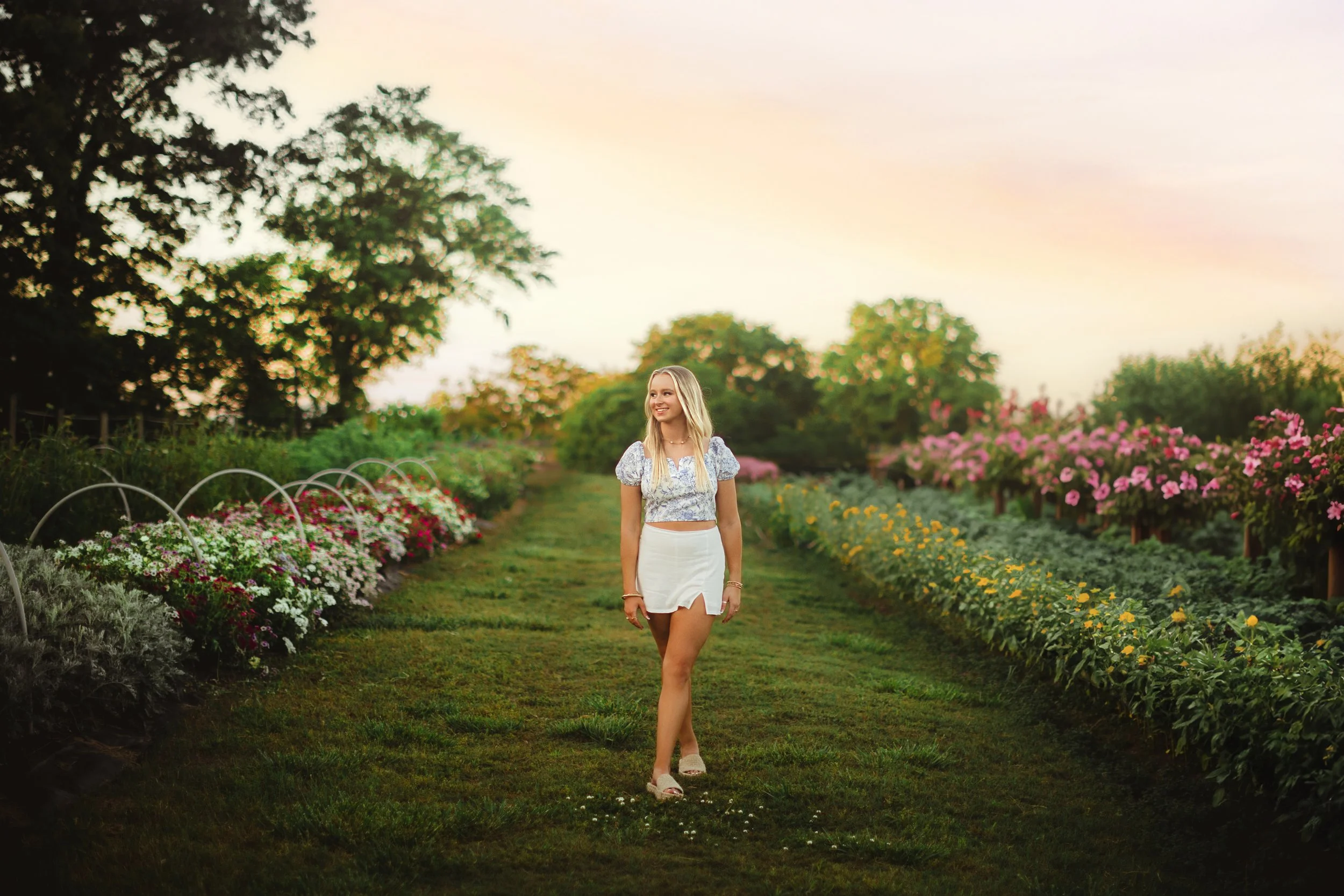 AbigailSeniorSession-A61A2640-Edit.jpg