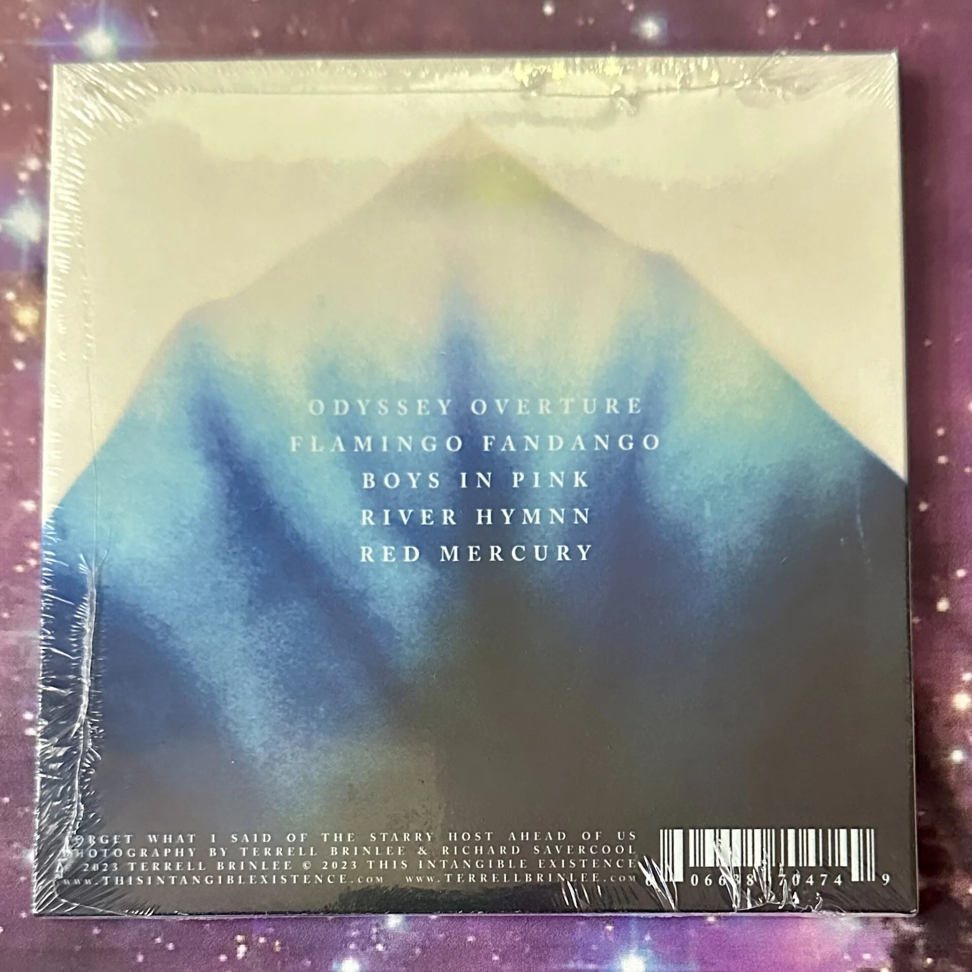 02437F05-FF44-4144-92E5-3A03C9C1A037