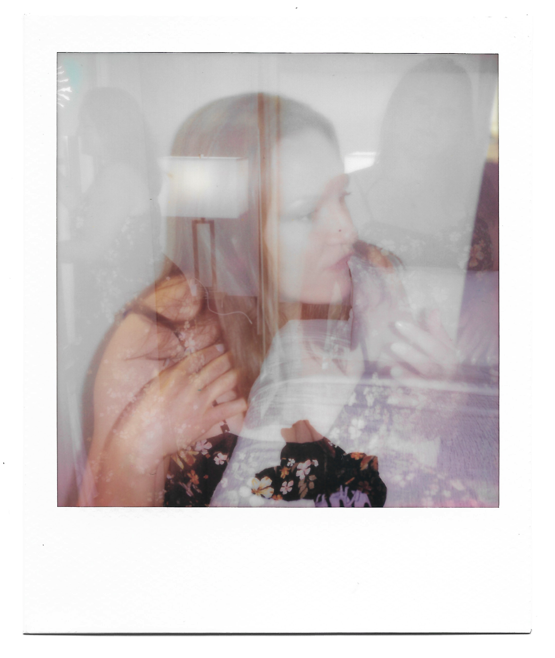 POLAROIDS 17.png