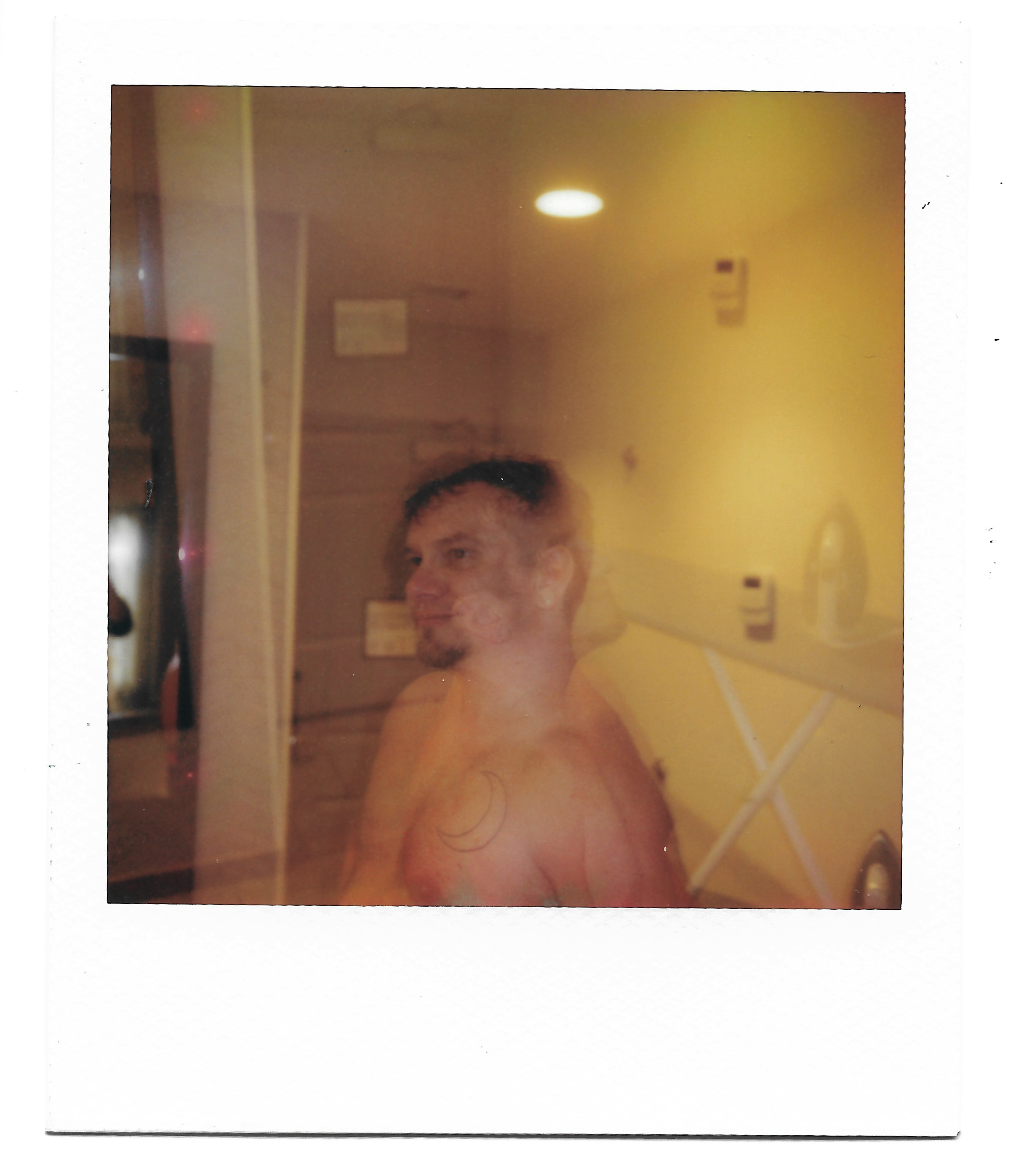 POLAROIDS 16.png
