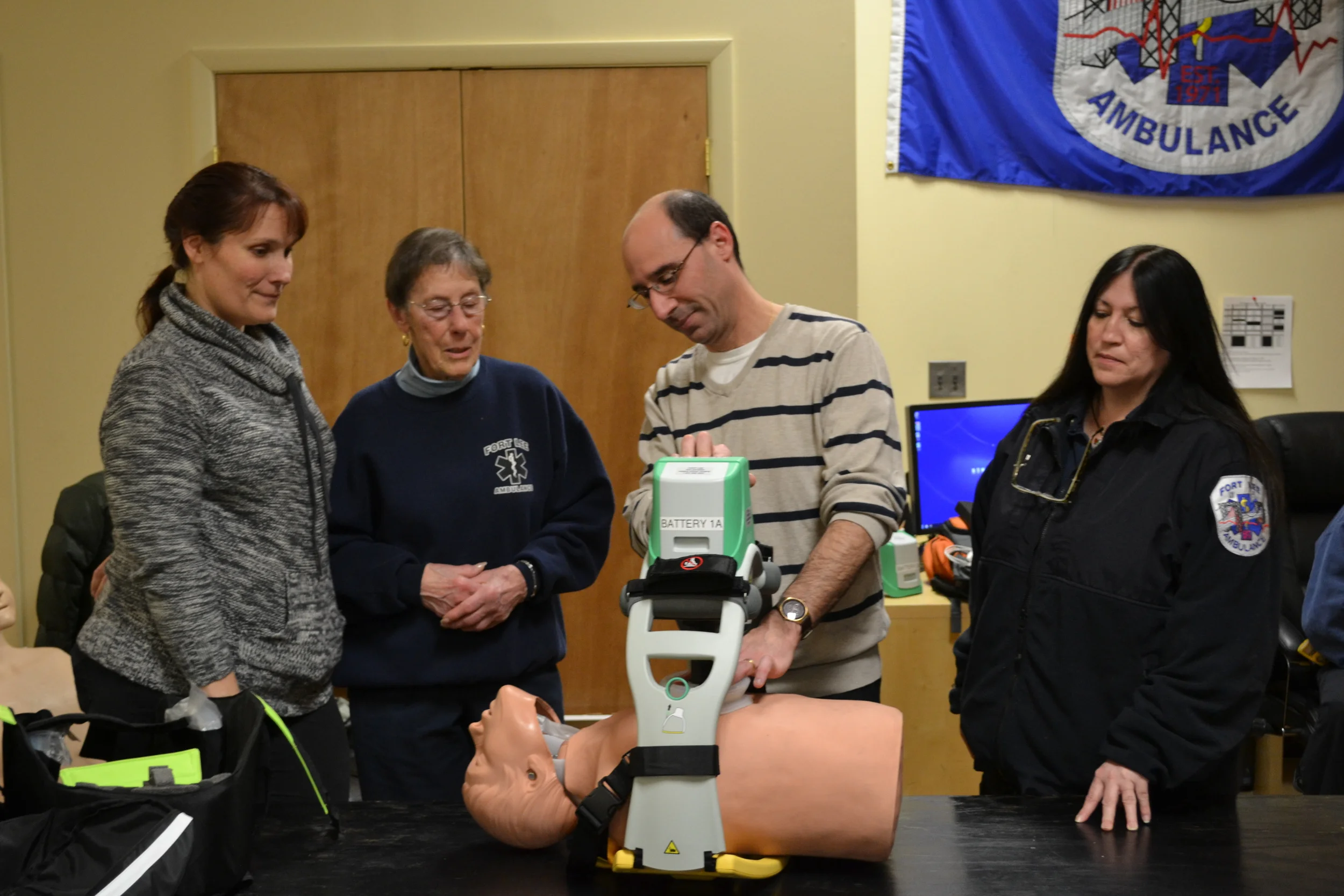 LUCAS™2 Training Class. Fort Lee Volunteer Ambulance Corps, Inc.
