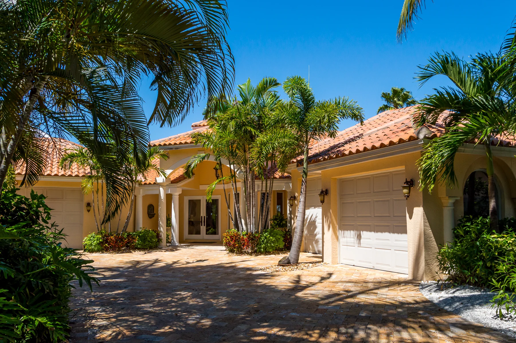 259 6th Ave N Tierra Verda (Hi Res)-3.jpg