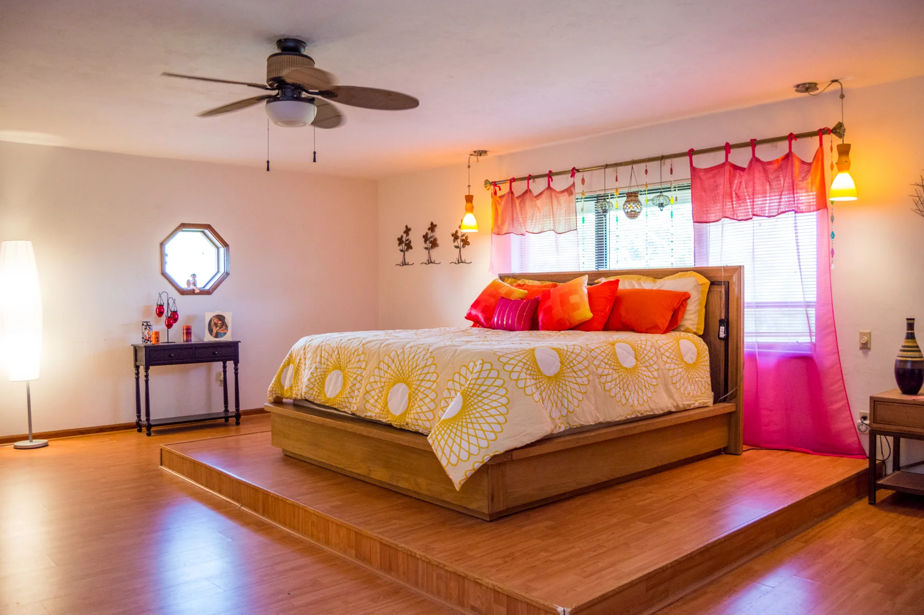 24210 Hi Res Interior - 39.jpg