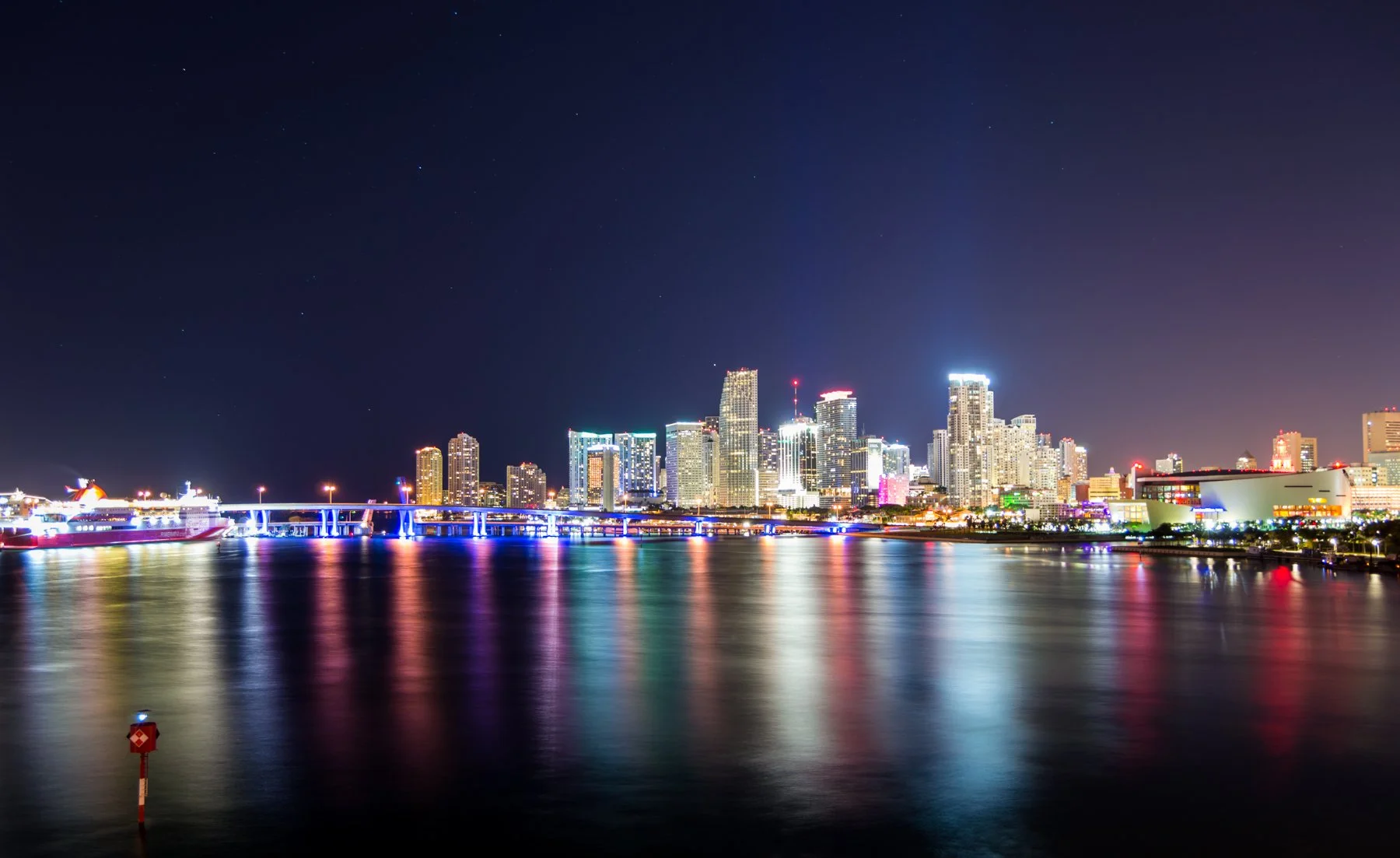Miami+Skylineat+Night+06.jpg