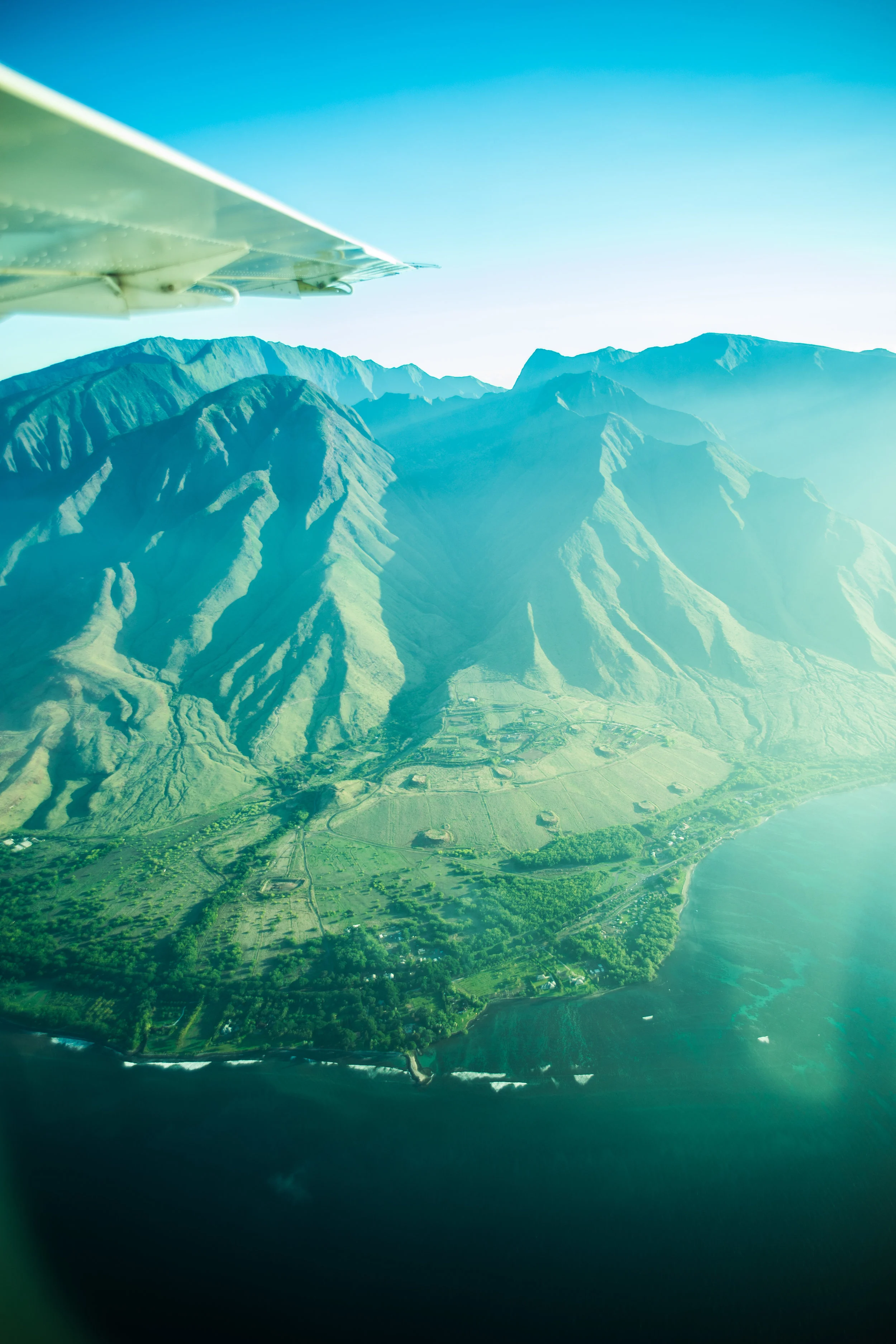 Maui on the plane from Big Island