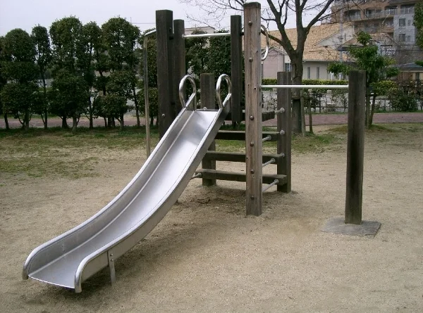 SHORT STORYThe Playground with Dadby Doug Patrick