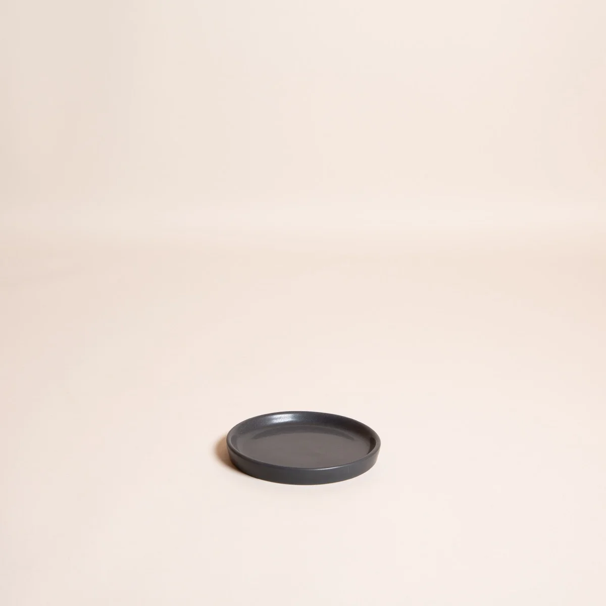 4_Saucer-Slate.jpg