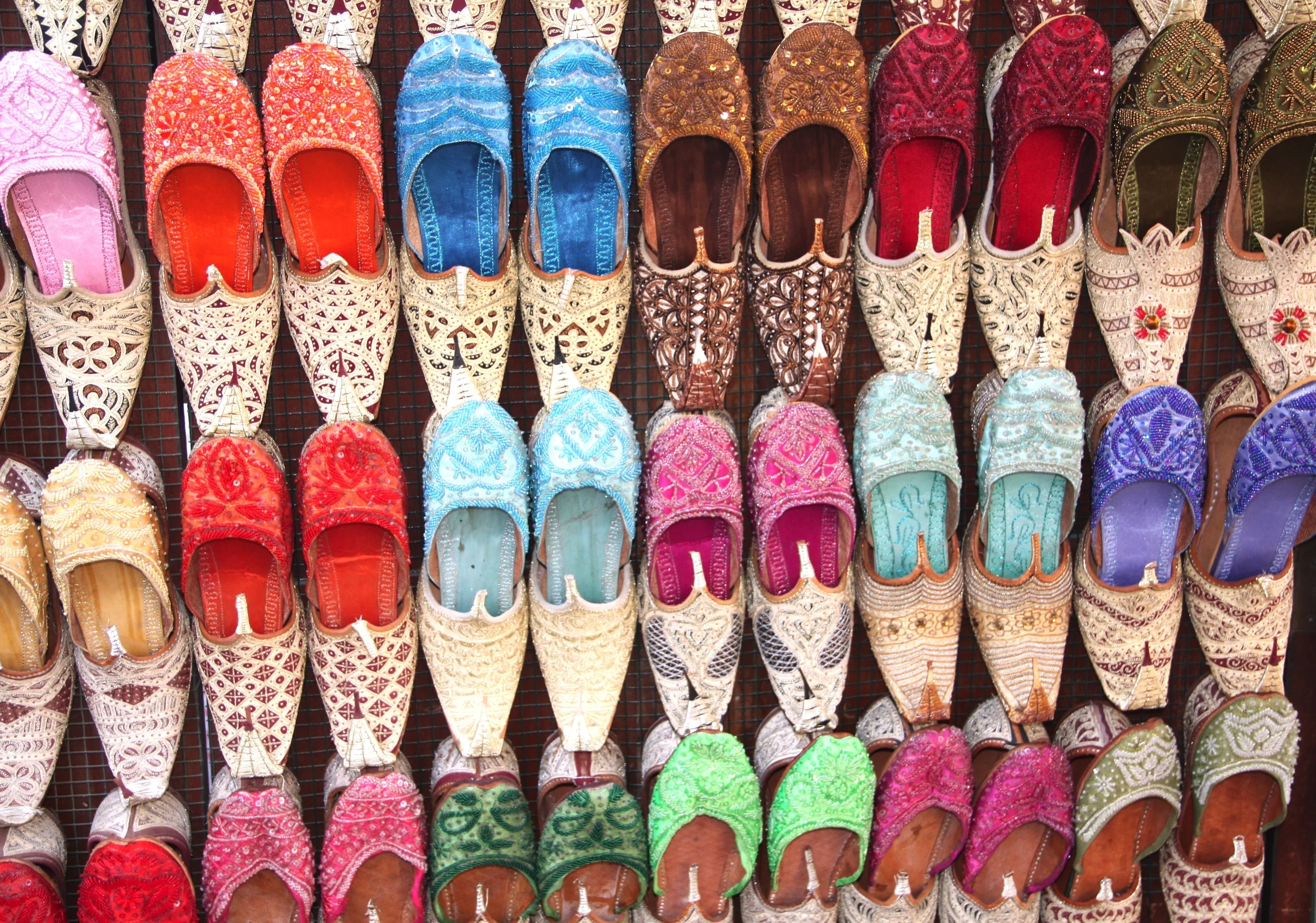 Slippers to Buy M102