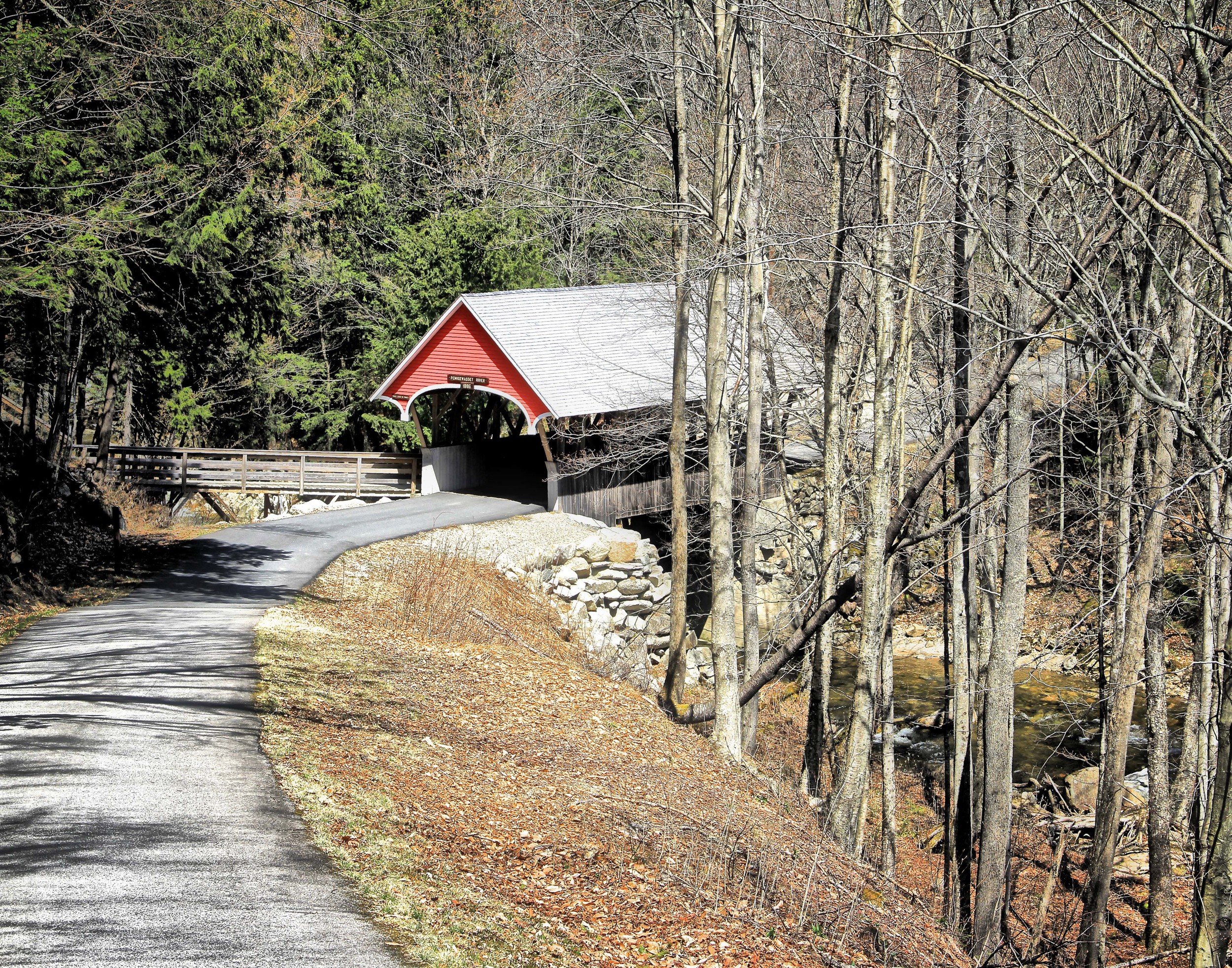 Cross Under the Bridge  U102