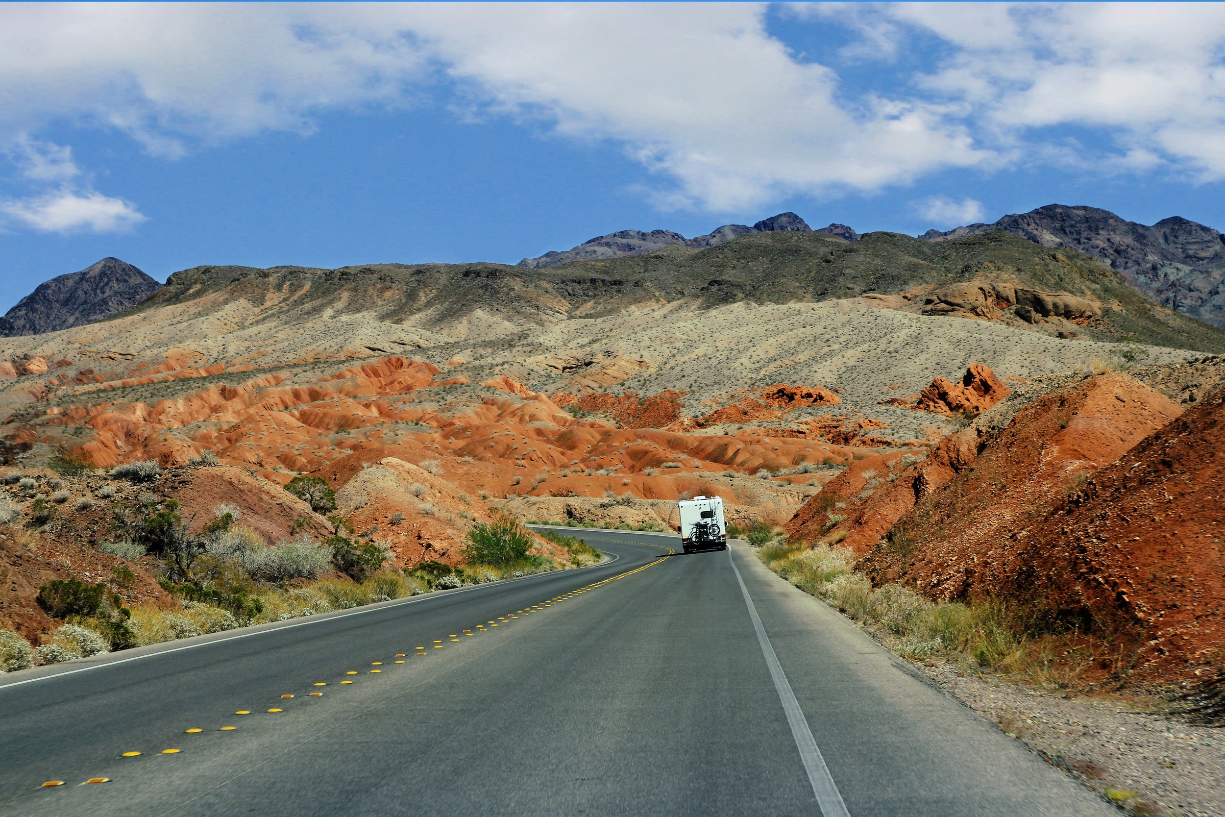 Traveling the Nevada Desert  U104