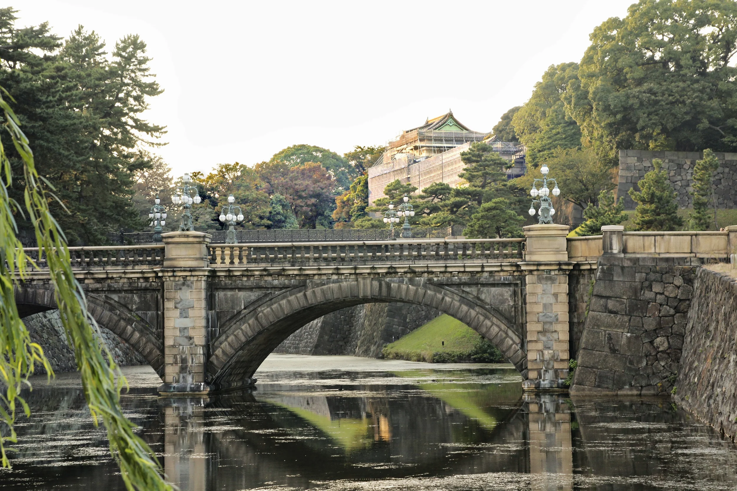 Bridge To the Imperial Palace A111