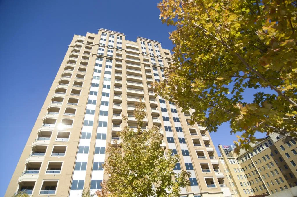 residences-at-the-stoneleigh-jld4883.jpg