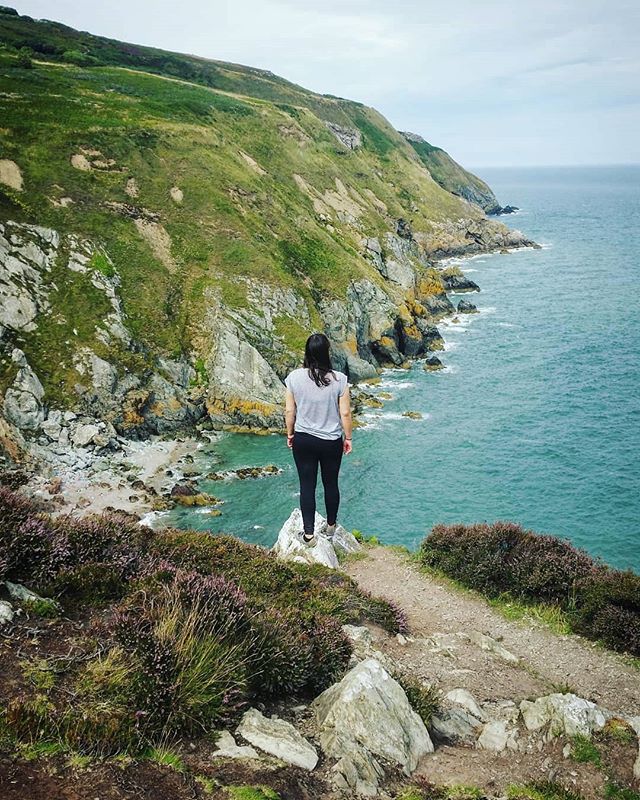 #Tb to beautiful hikes in Howth, Ireland. I mo chro&iacute; go deo.
.
.
.
#ireland #findyourself #dailyinspiration #howth #travelmore #wonderlust #expandyourplayground #explore #experience #travel #wanderlust #travelgram #travelgirl #outdoors #advent