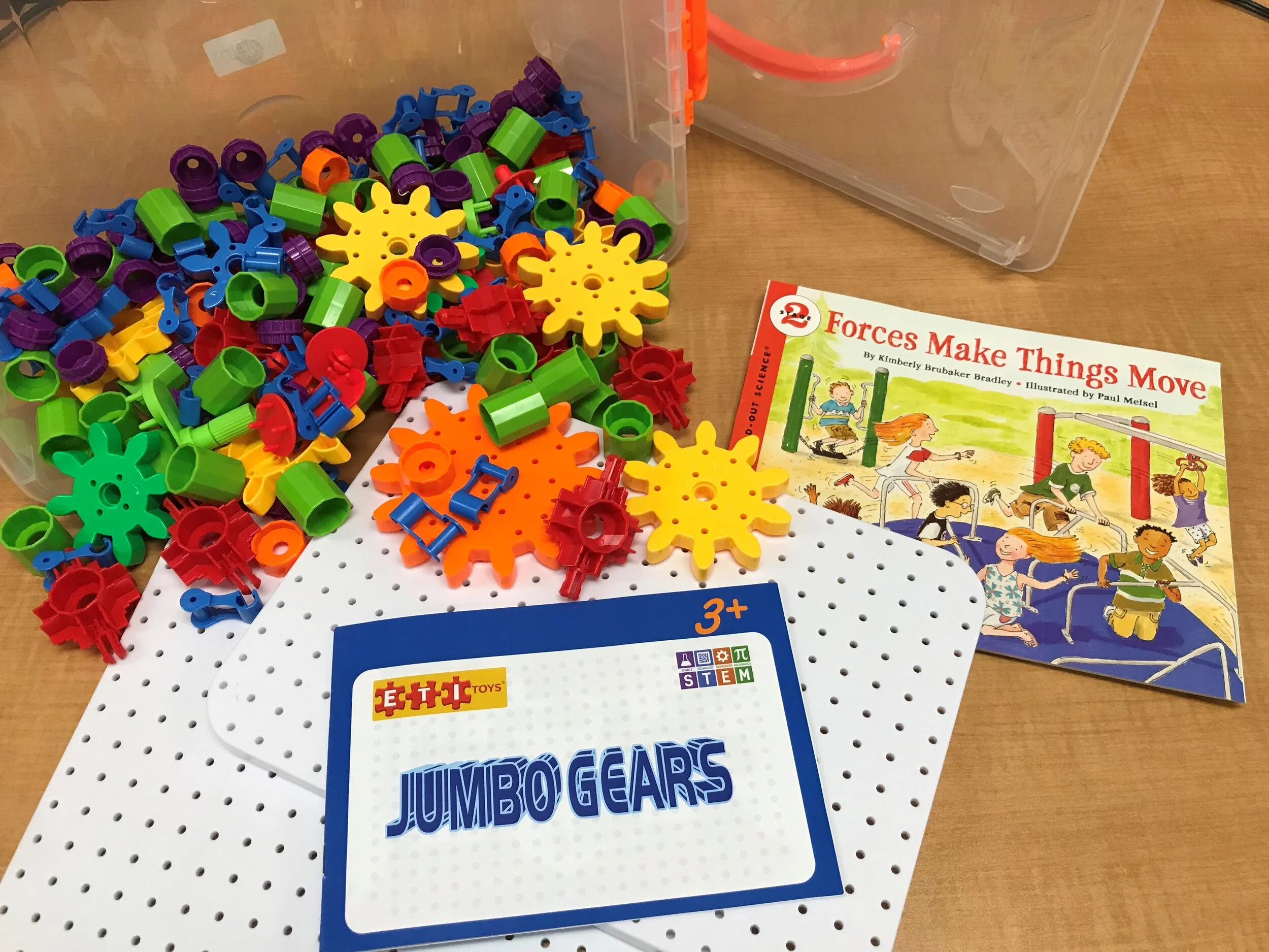 discovery kits — Petersburg Public Library