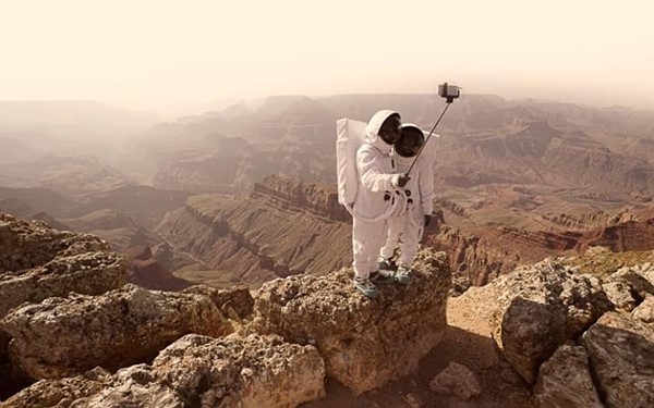 Julien Mauve - Greetings From Mars. 1st Place, Conceptual.