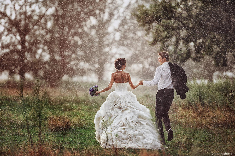 "Wedding in the rain" by Ivan Zamanuhin via 500px 