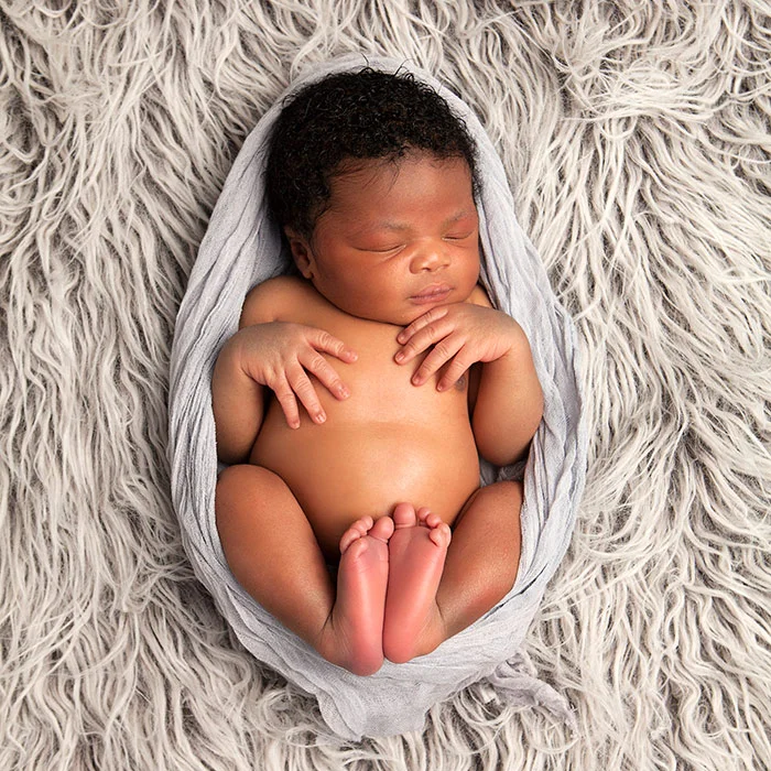 newborn-julia-boggio-shoot-a.jpg