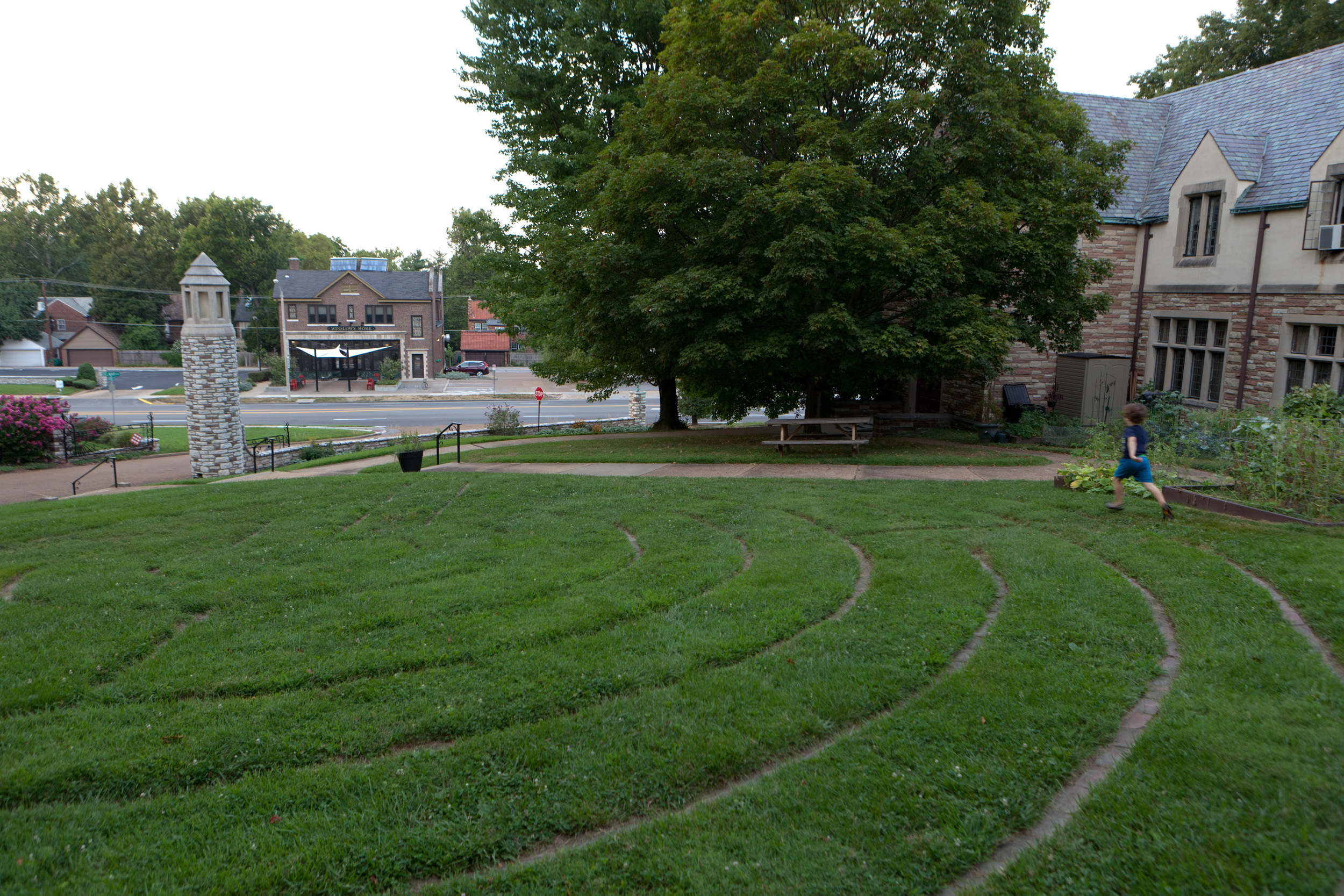 Labyrinth-landscape.jpg