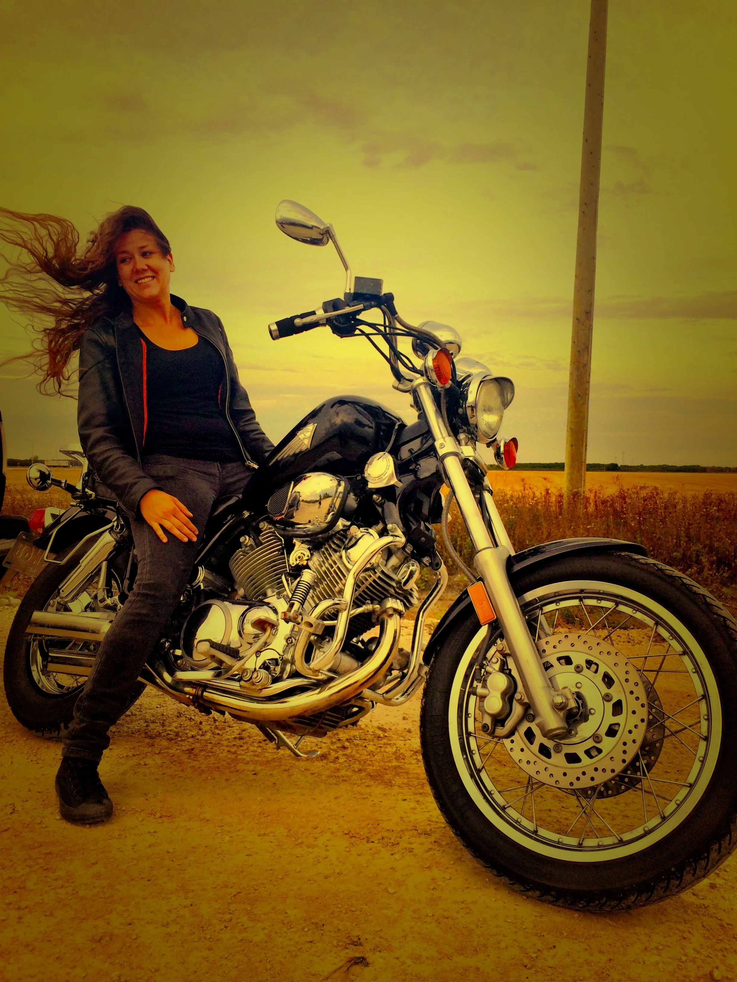 Geneviève and her Virago 2014