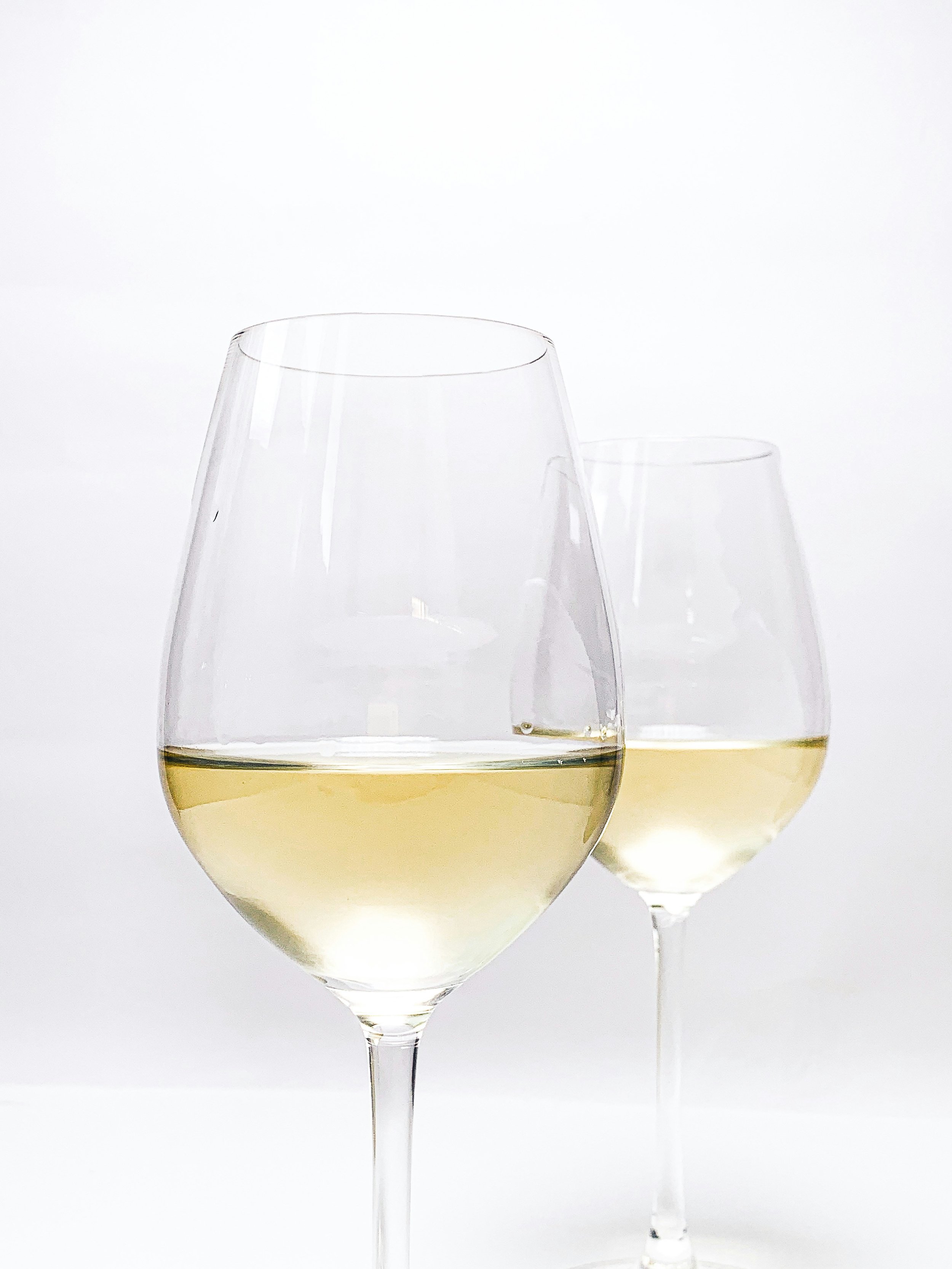 A Beginner's Guide to Wine Flavors -- White Wines